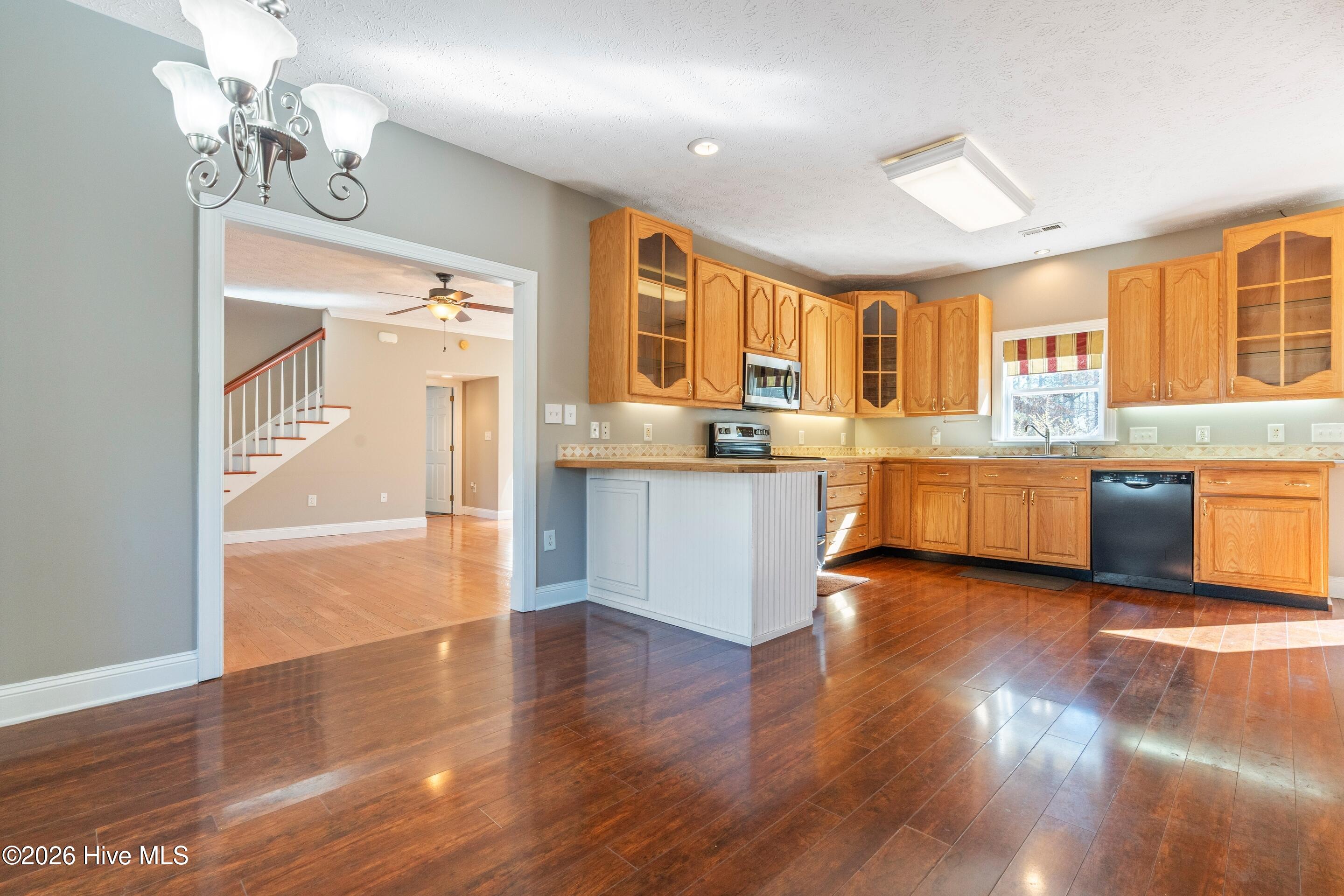 244 Berryknoll Drive Nw Property Photo 25