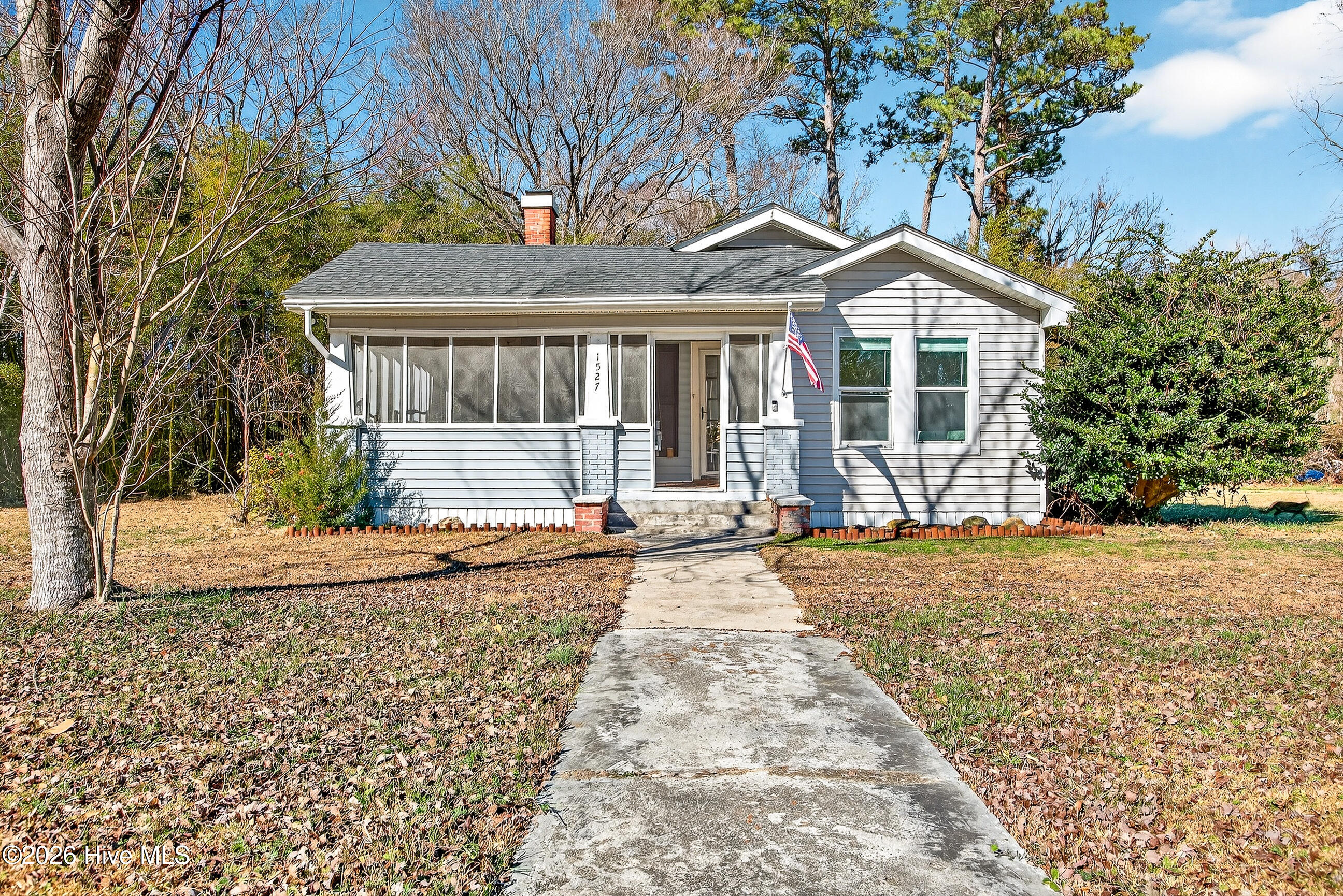 1527 Riggs Road Property Photo 1
