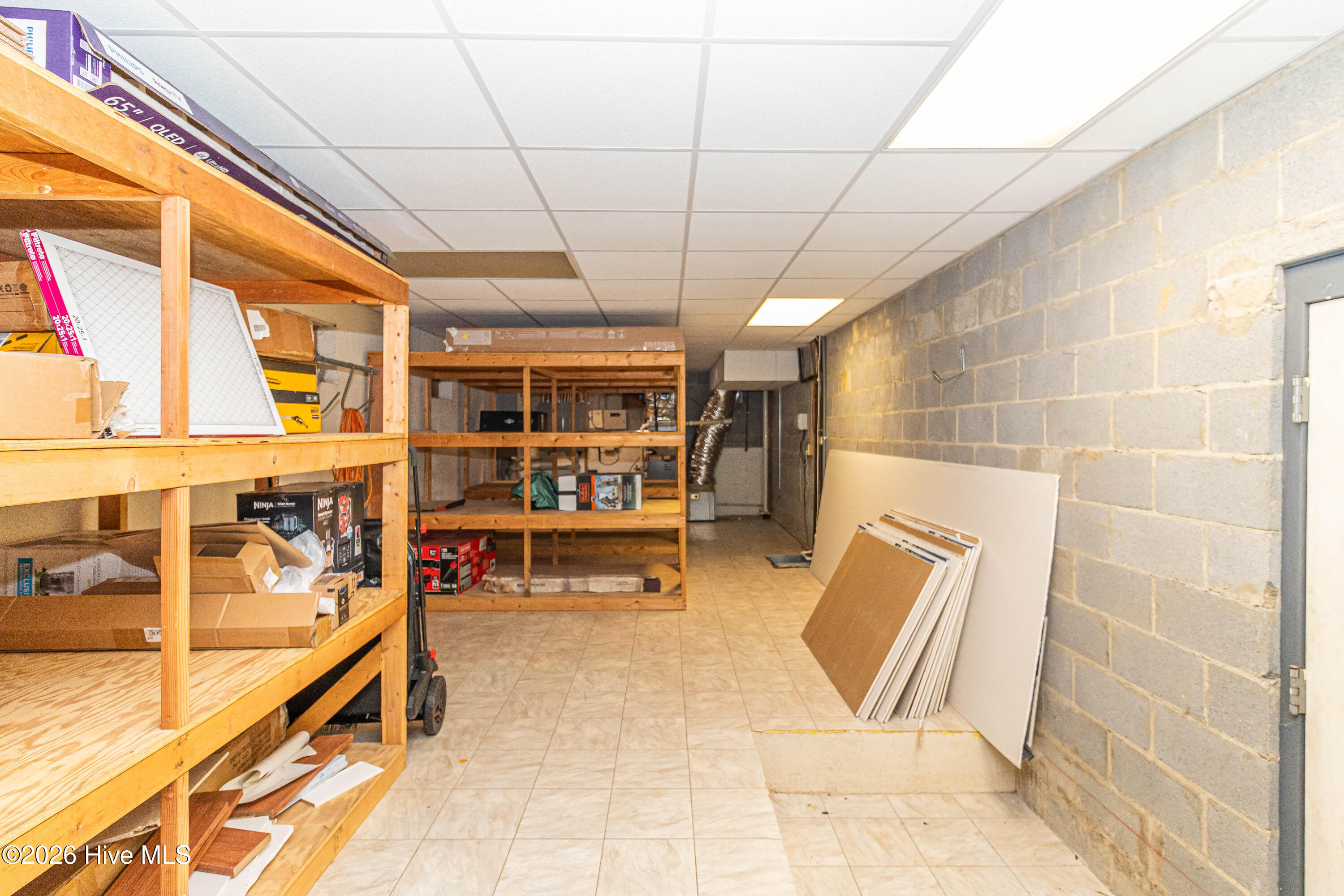 1015 Cardinal Drive Nw Property Photo 46