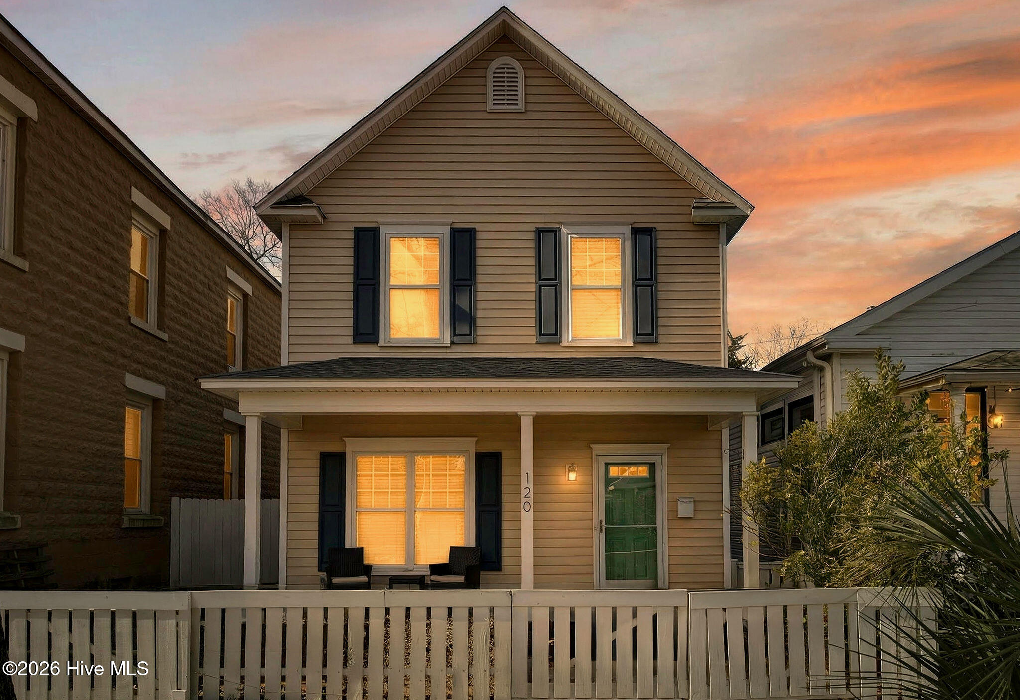 120 S 9th Street Property Photo 1