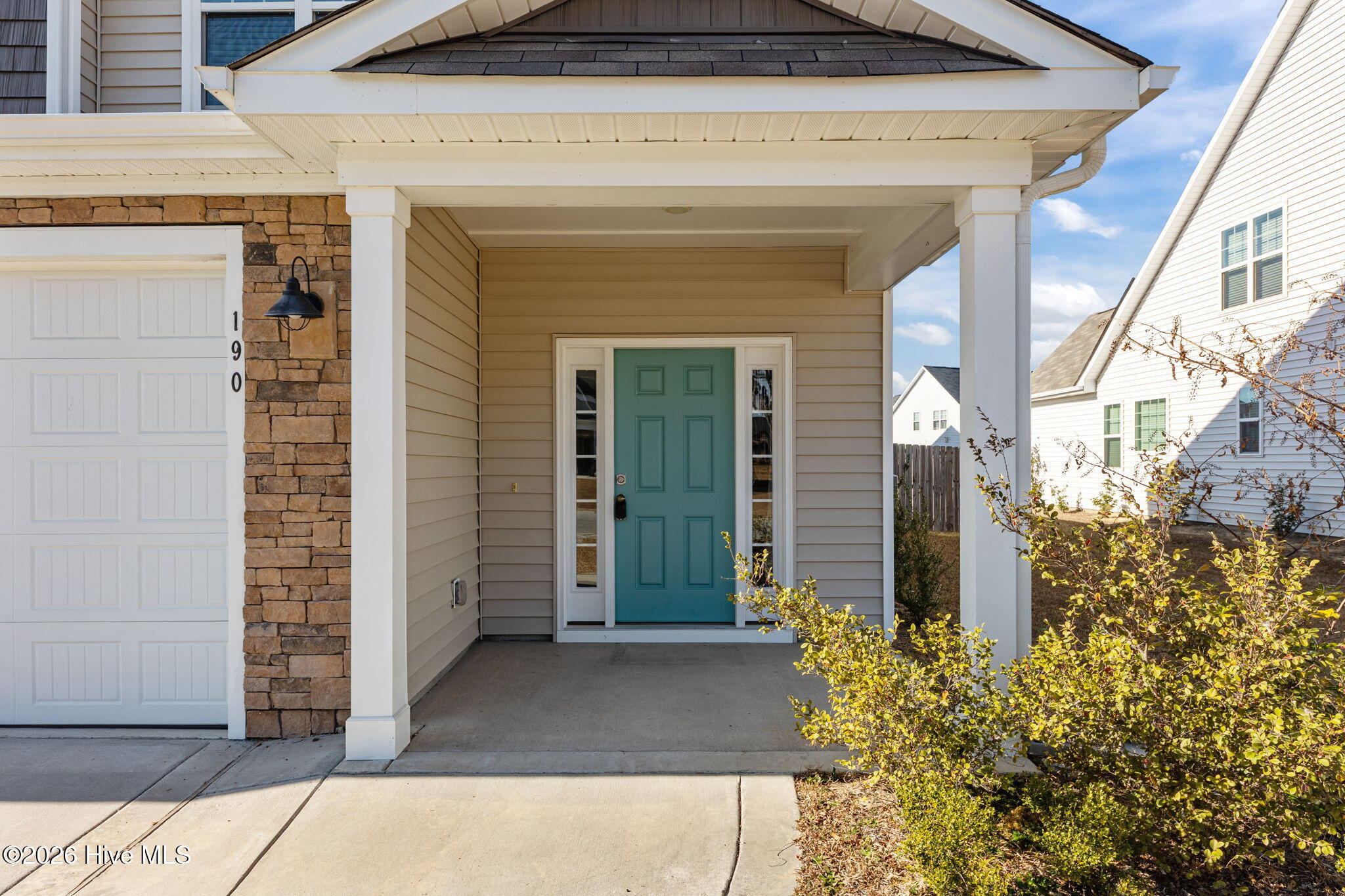 190 Cromwell Court Property Photo 4