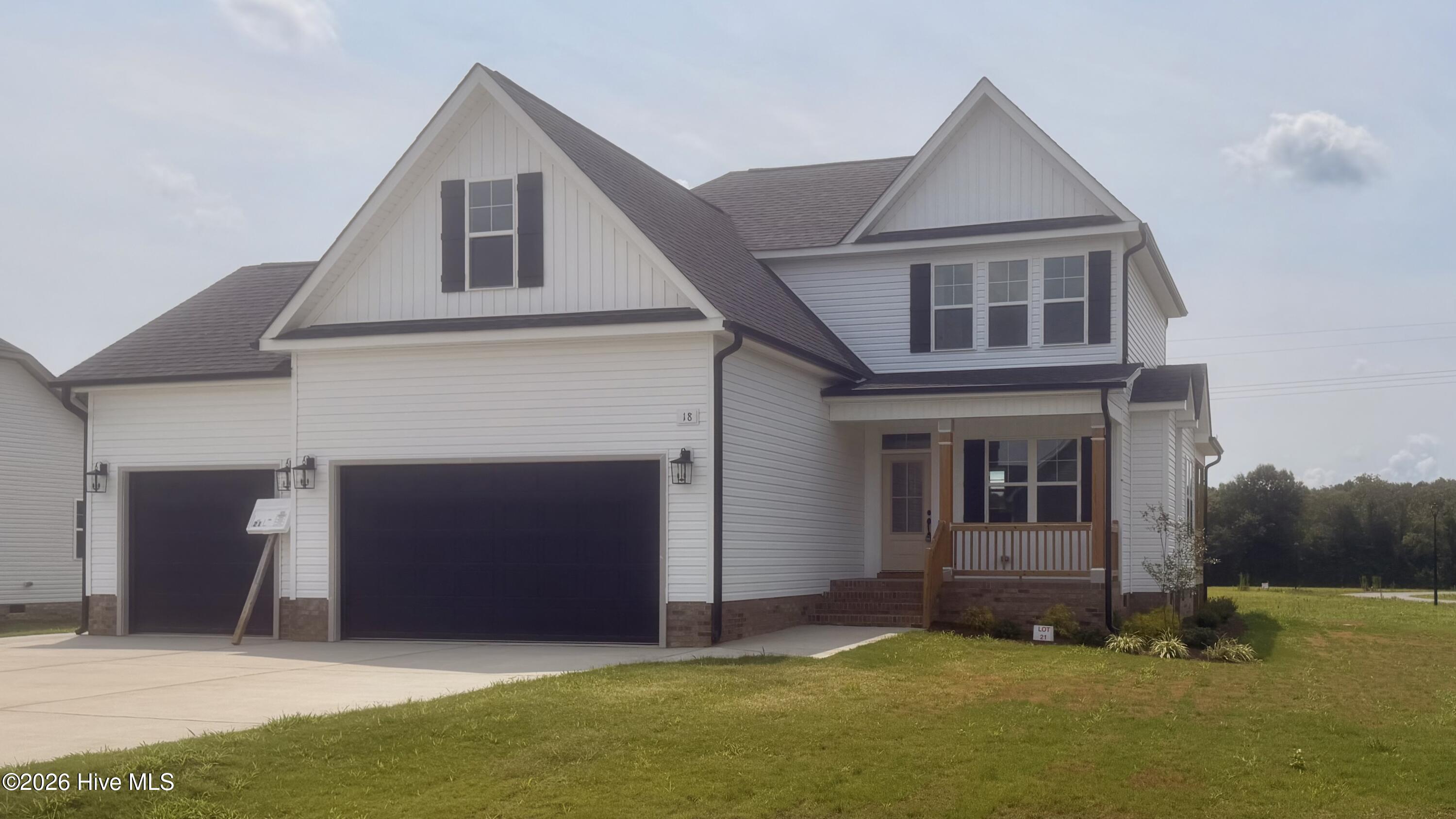 18 Charles Point Lane Property Photo 1