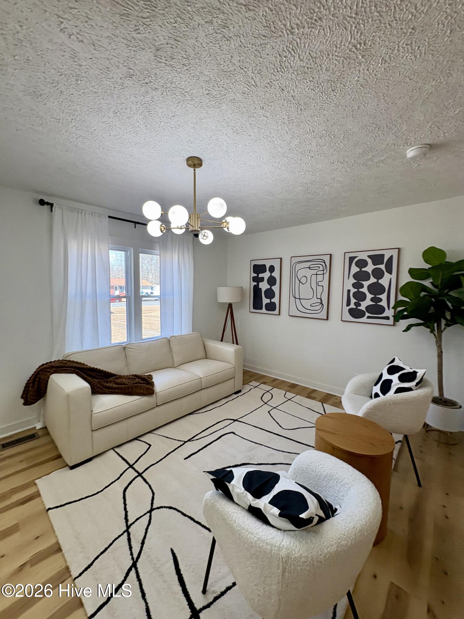 1508 Airport Road Ne Property Photo 3