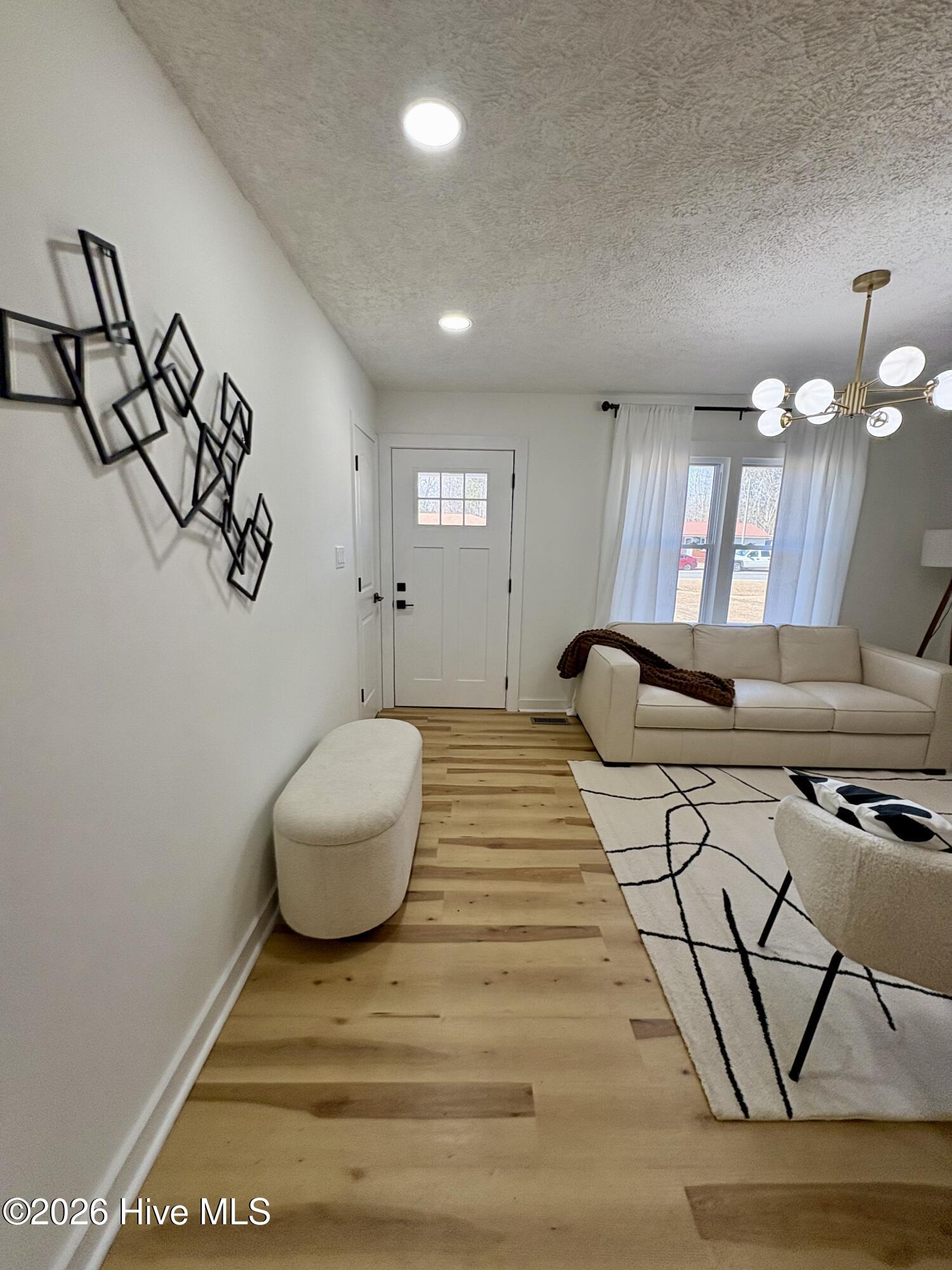 1508 Airport Road Ne Property Photo 4