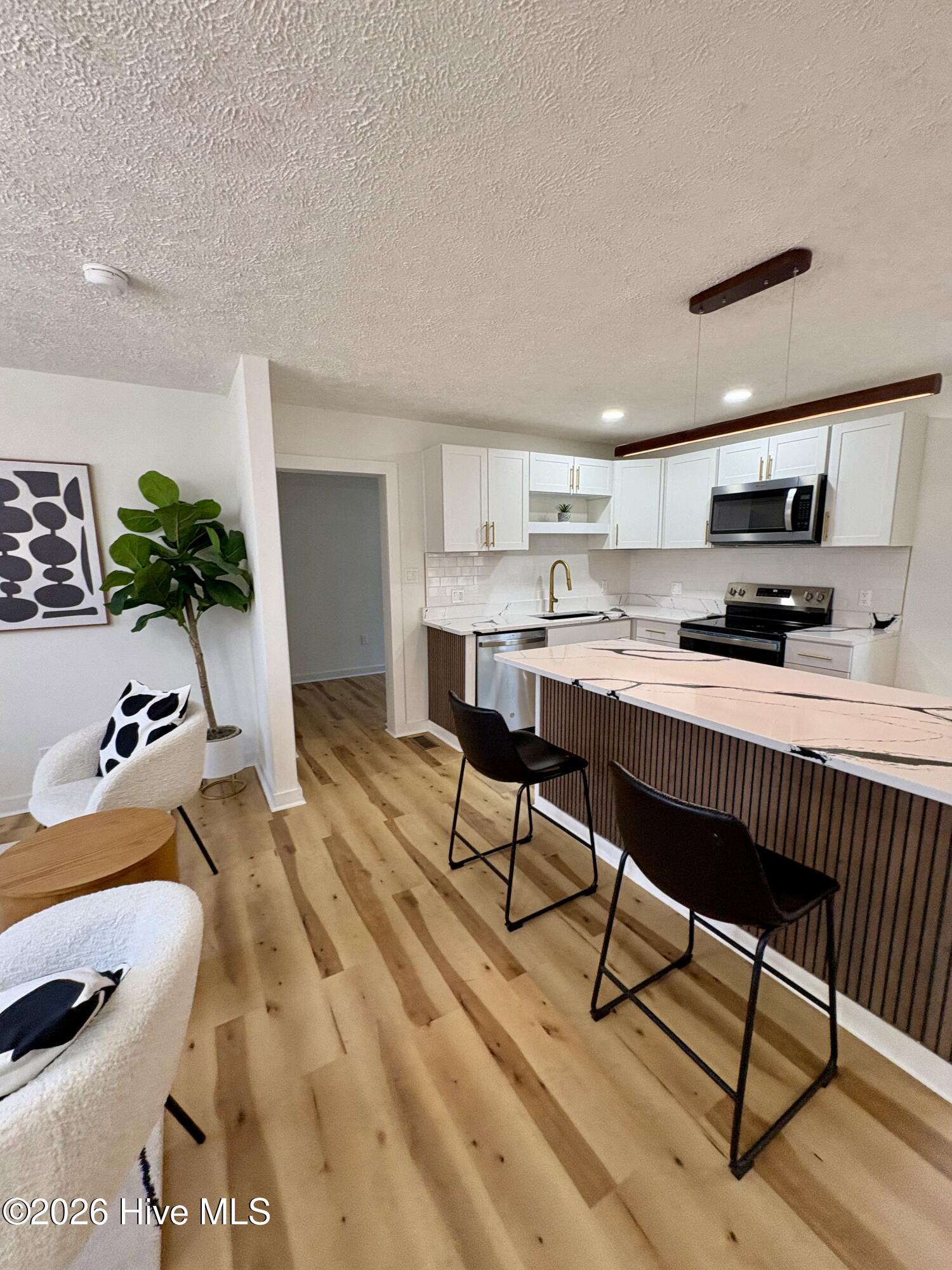 1508 Airport Road Ne Property Photo 7