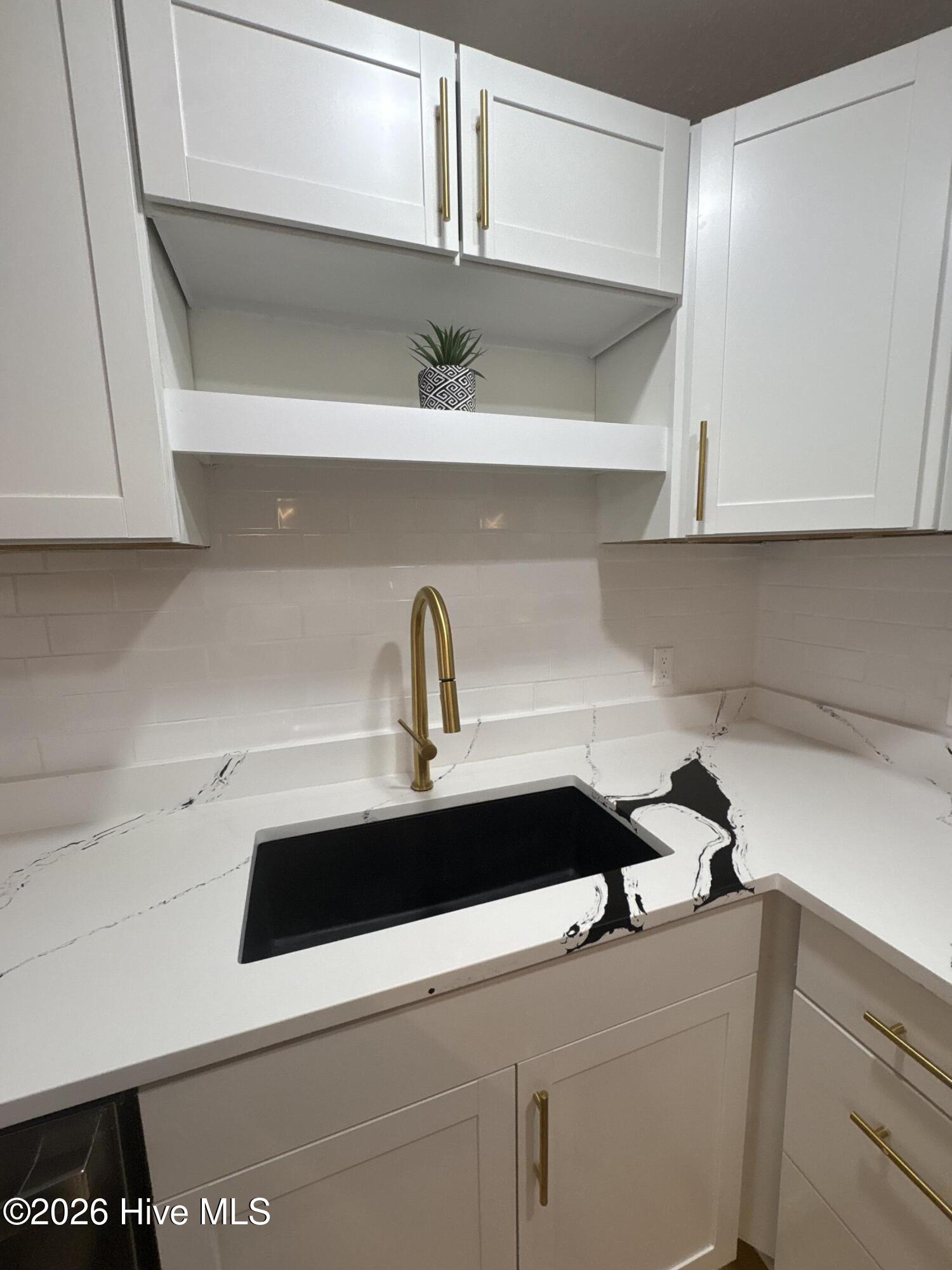 1508 Airport Road Ne Property Photo 9