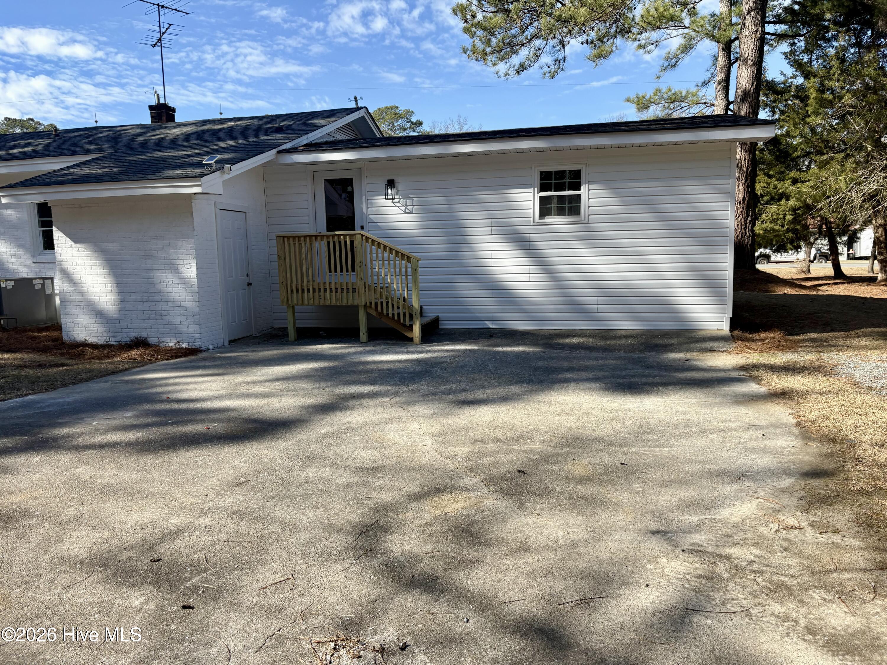 1508 Airport Road Ne Property Photo 24