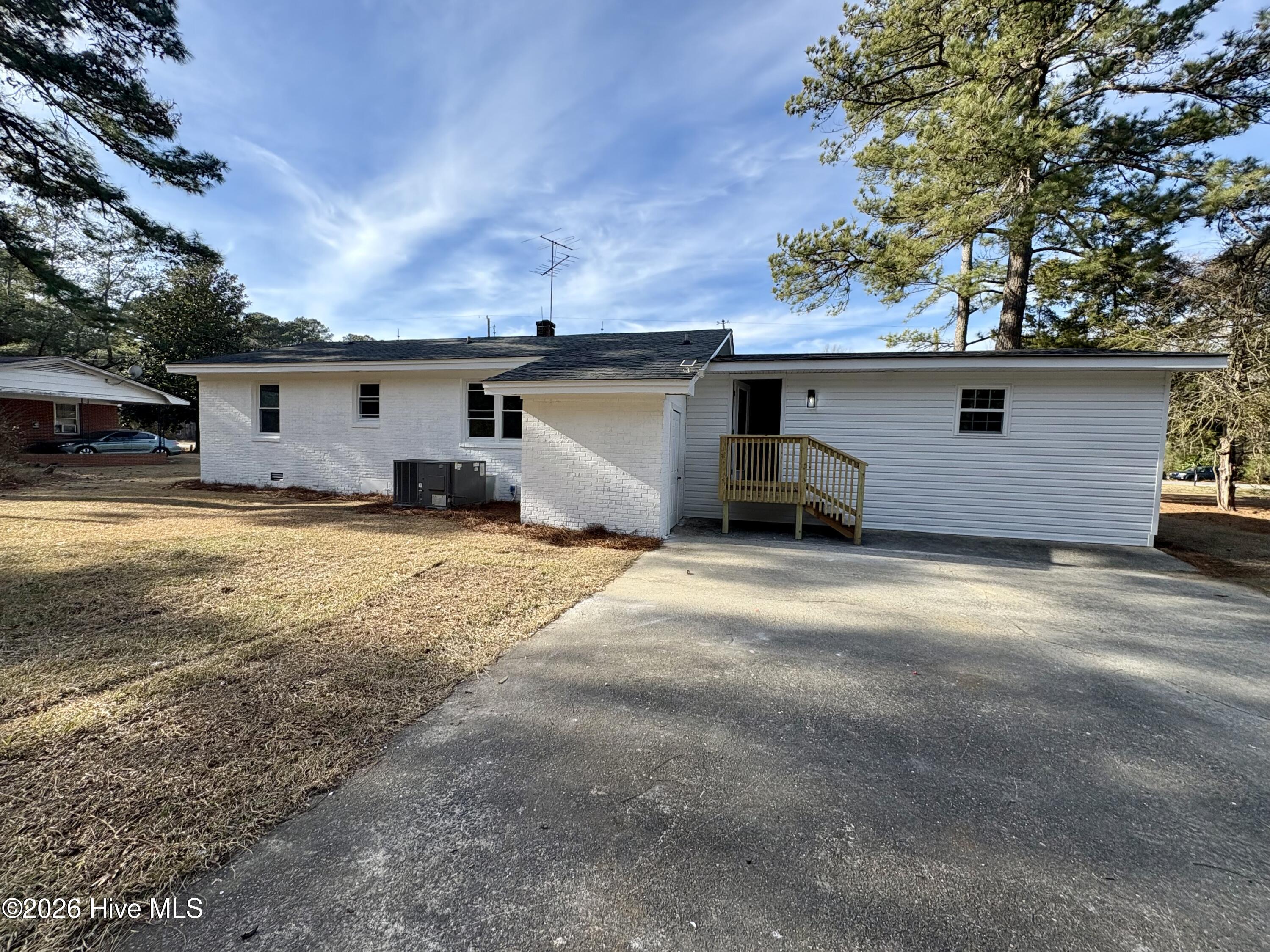 1508 Airport Road Ne Property Photo 25