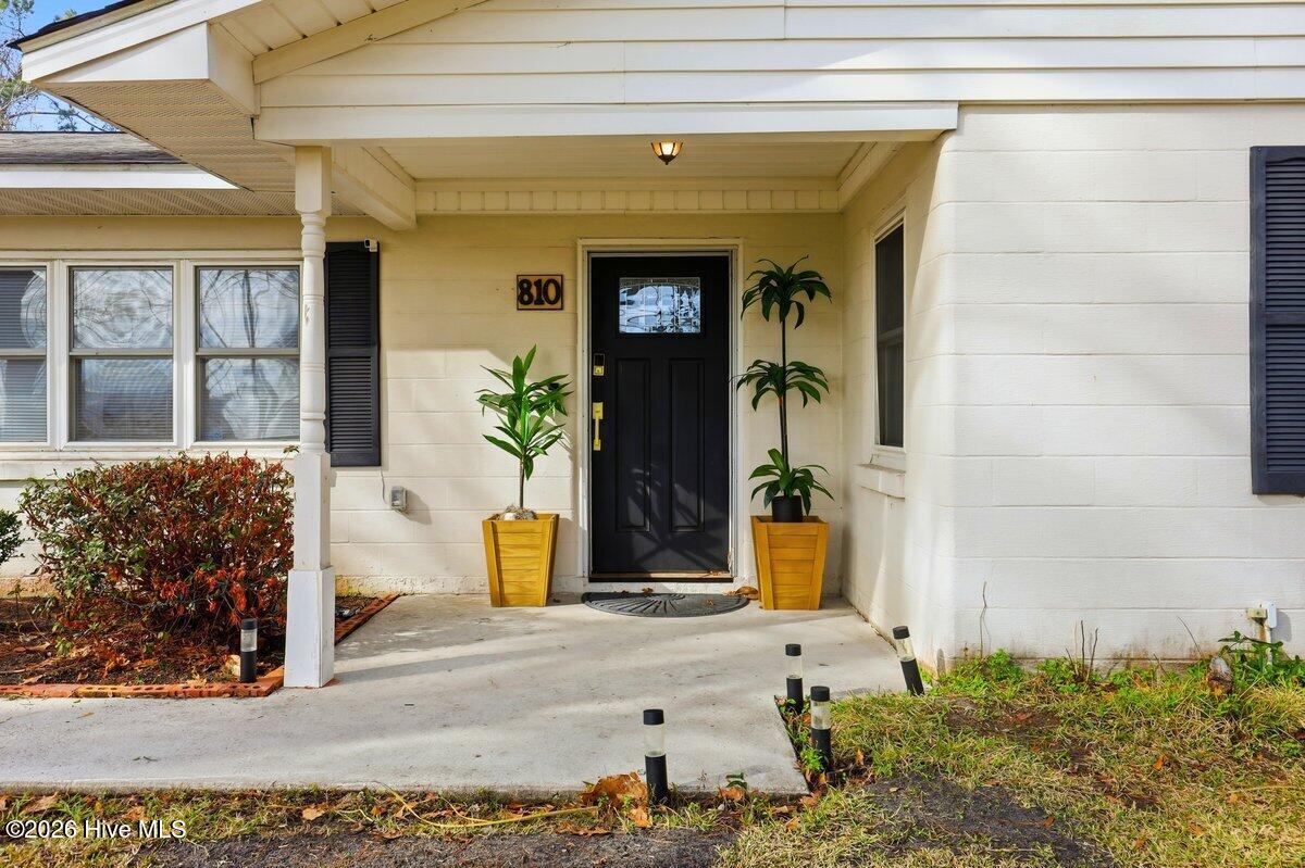 810 Williams Road Property Photo 2
