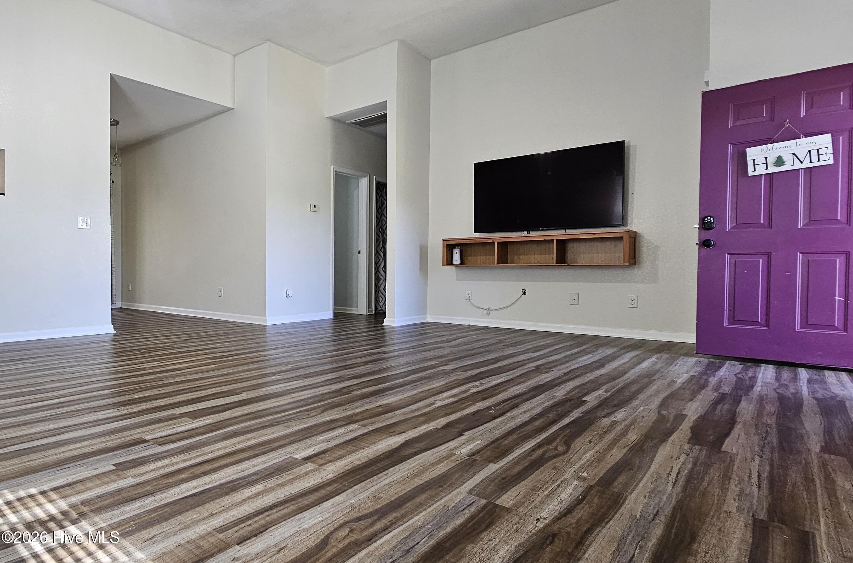 999 Scott Road Property Photo 3