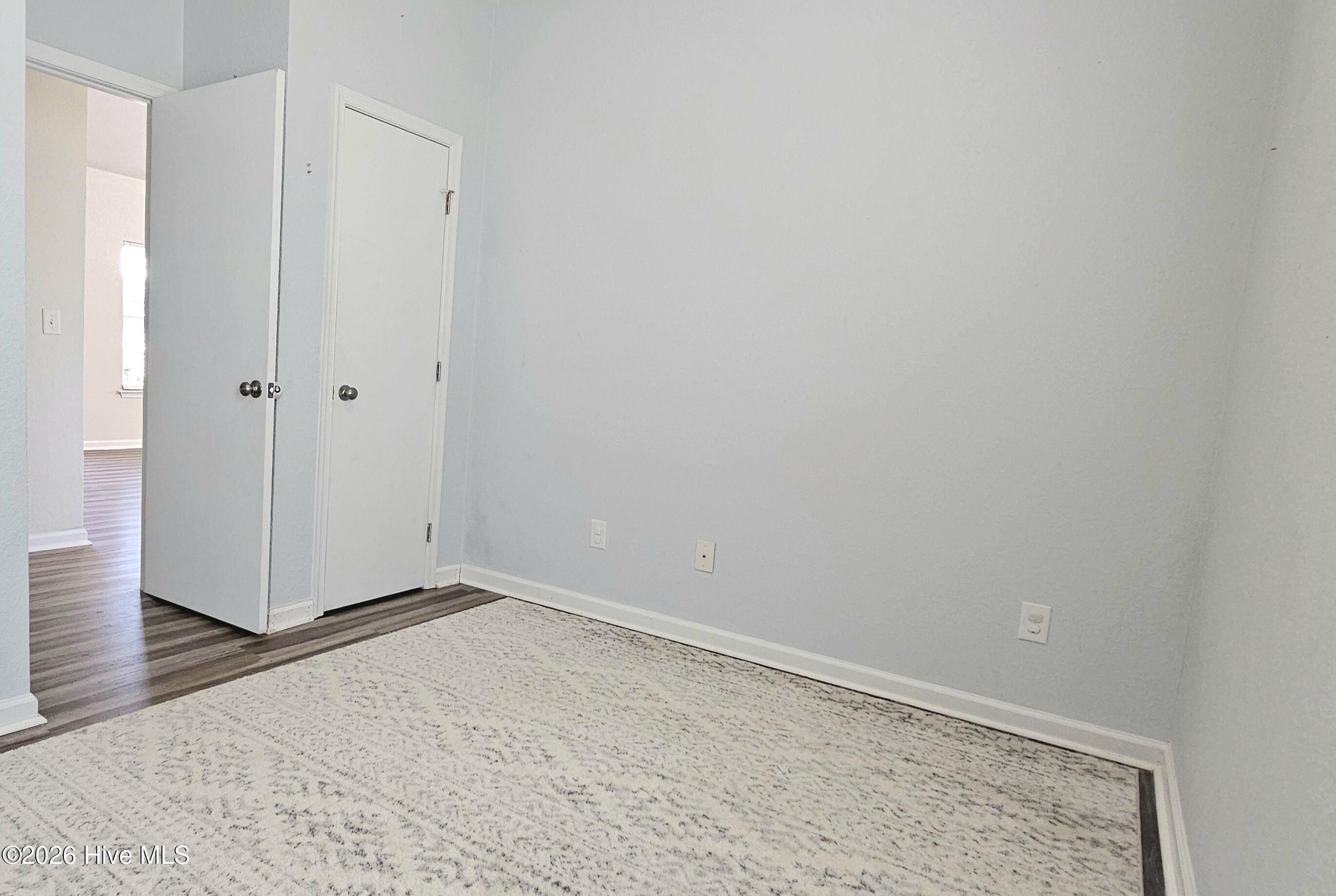 999 Scott Road Property Photo 14