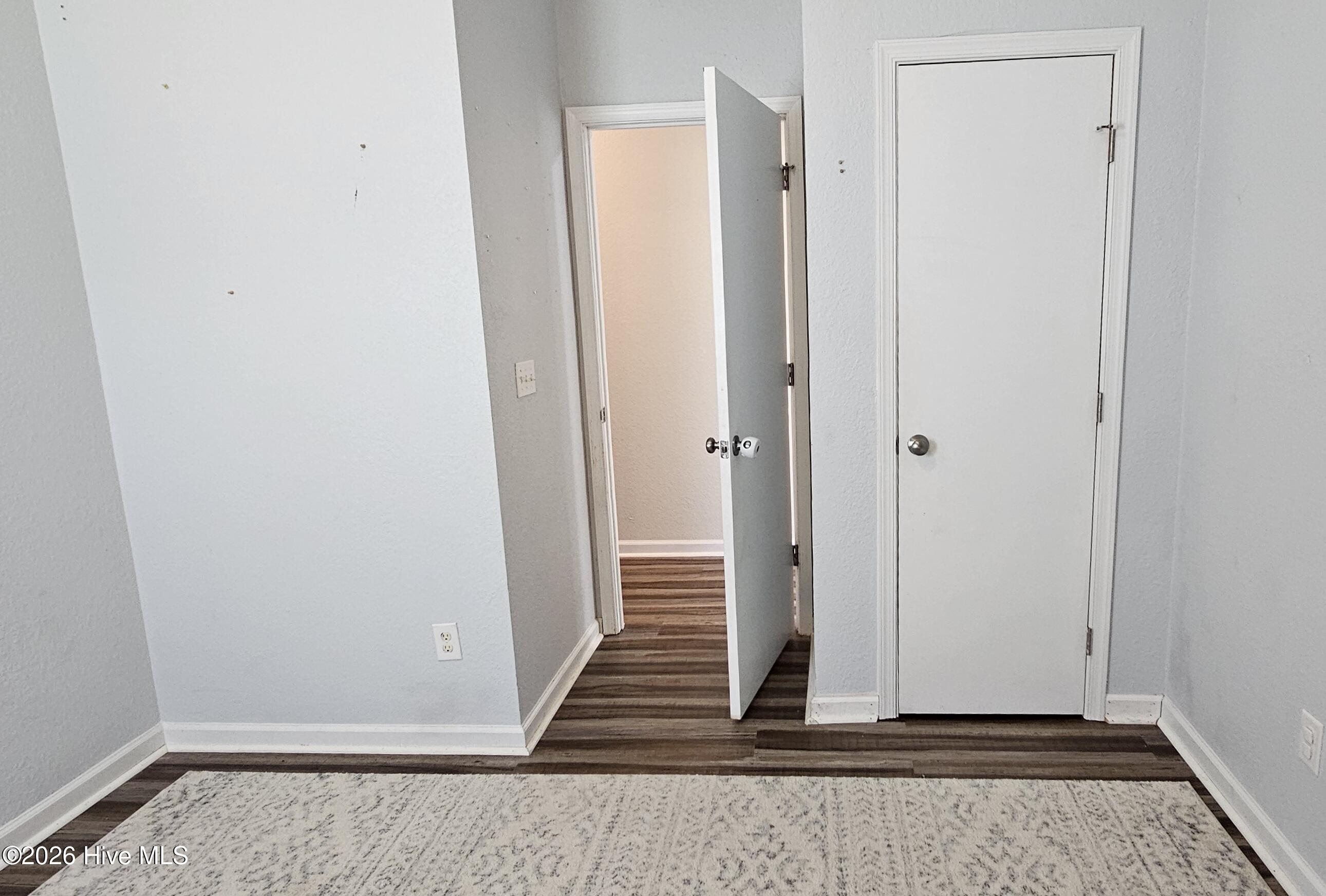 999 Scott Road Property Photo 15