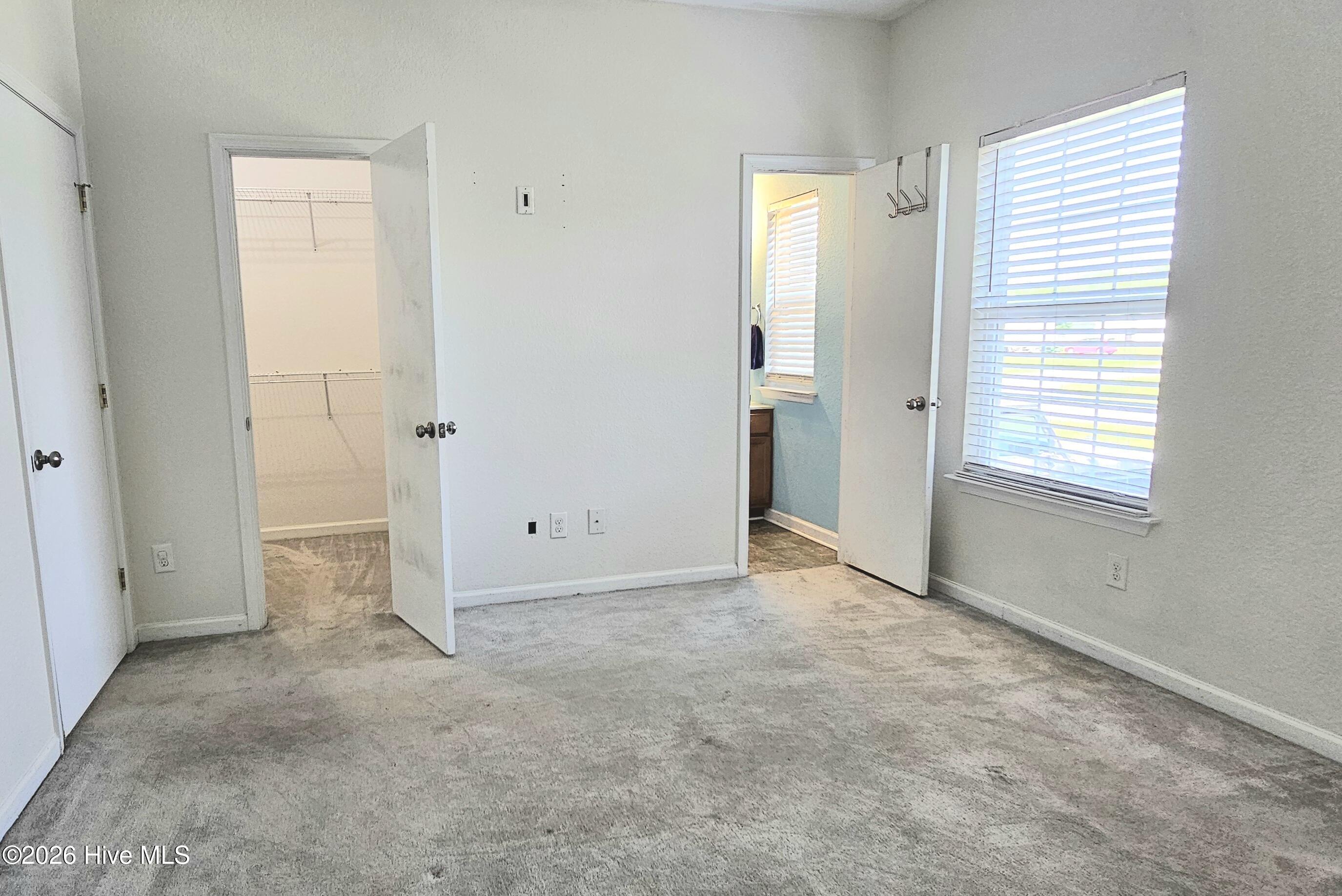 999 Scott Road Property Photo 24
