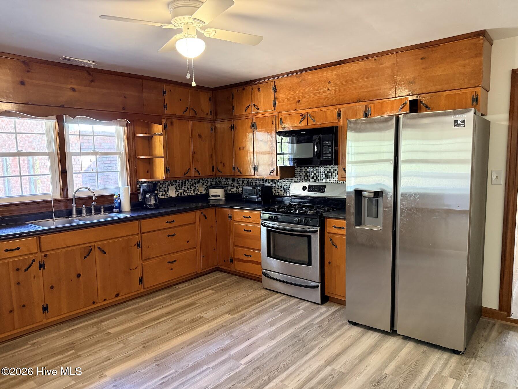 19 Wilkins Road Property Photo 15