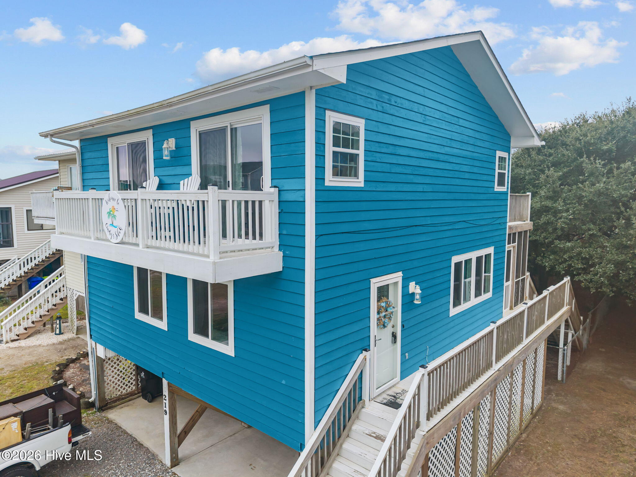 219 Oyster Lane Property Photo 4