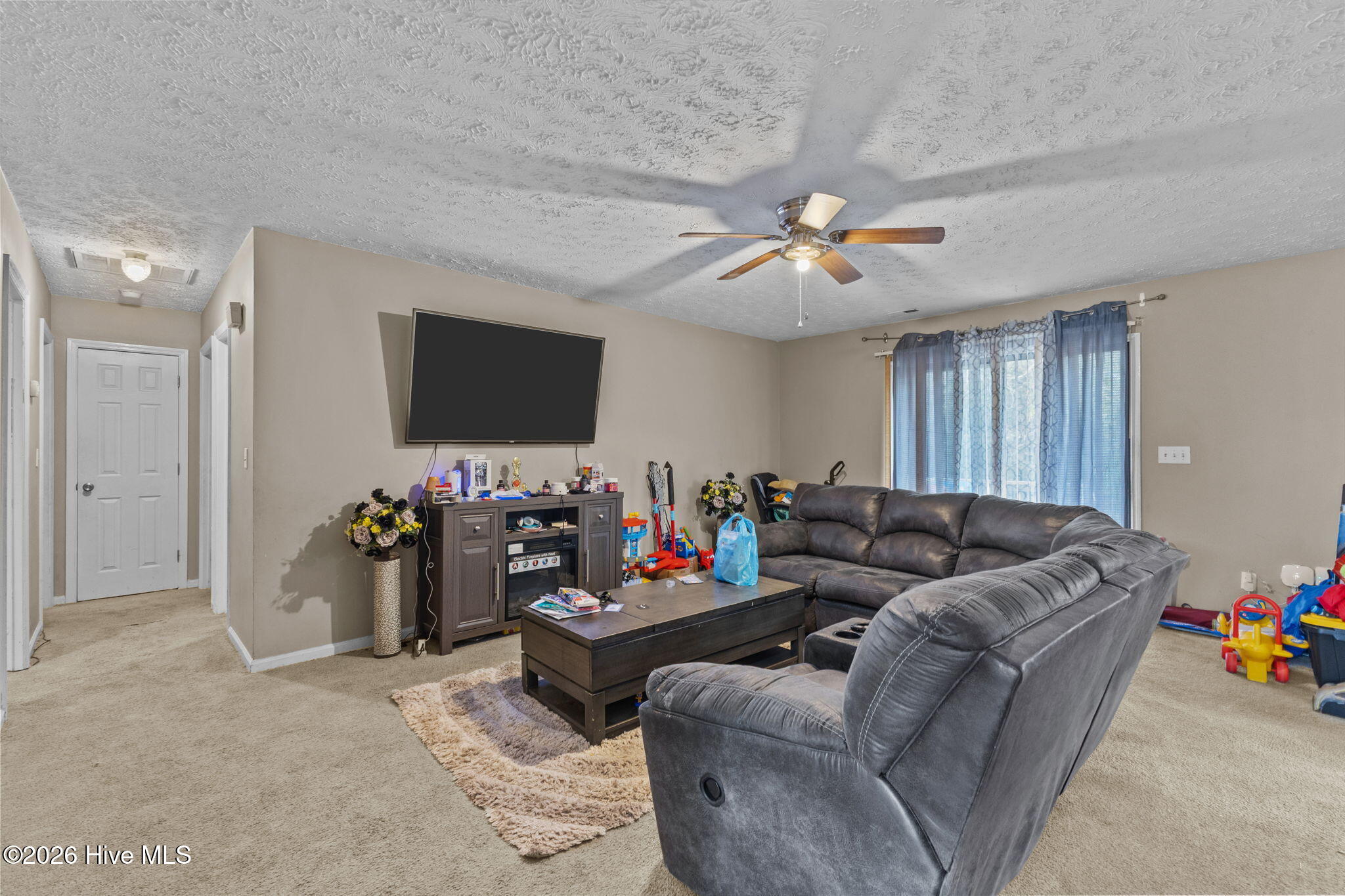 2967 Peacock Street Property Photo 7