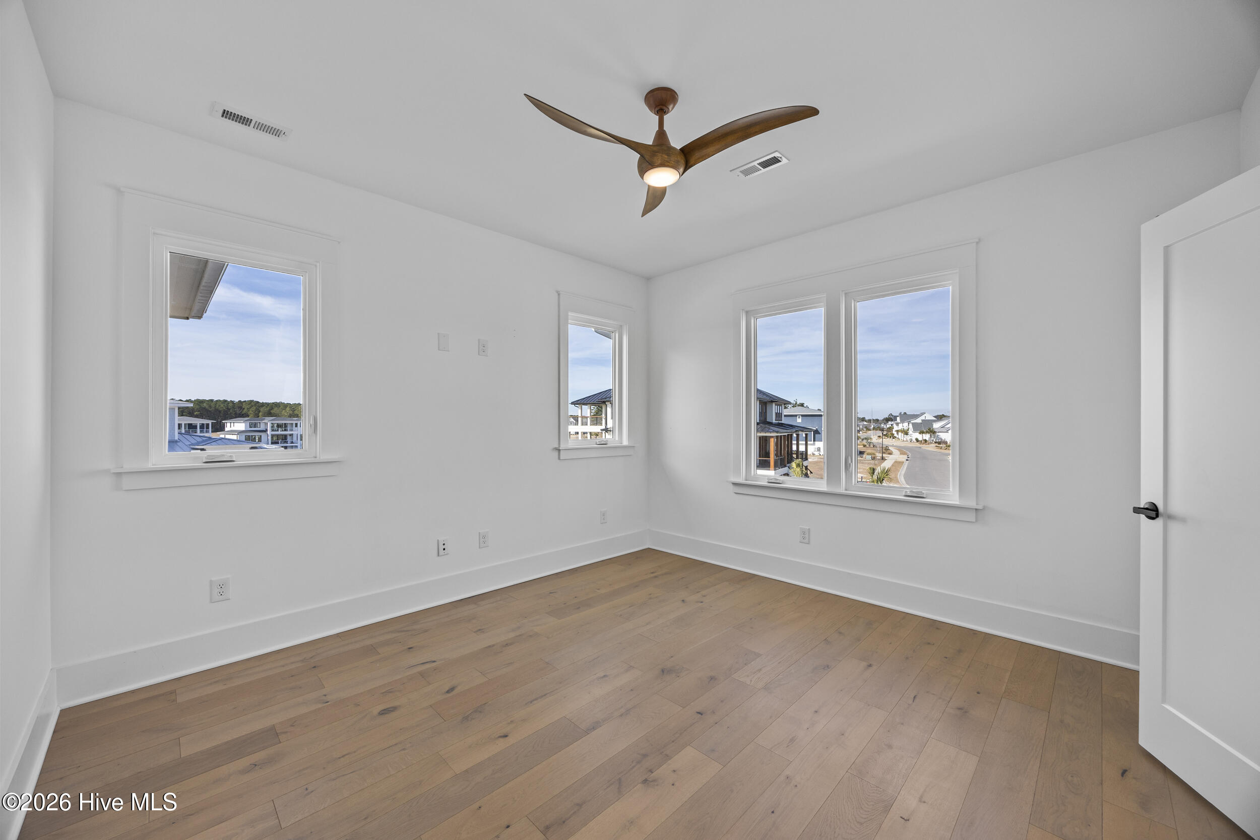 11 Amidships Lane Property Photo 28