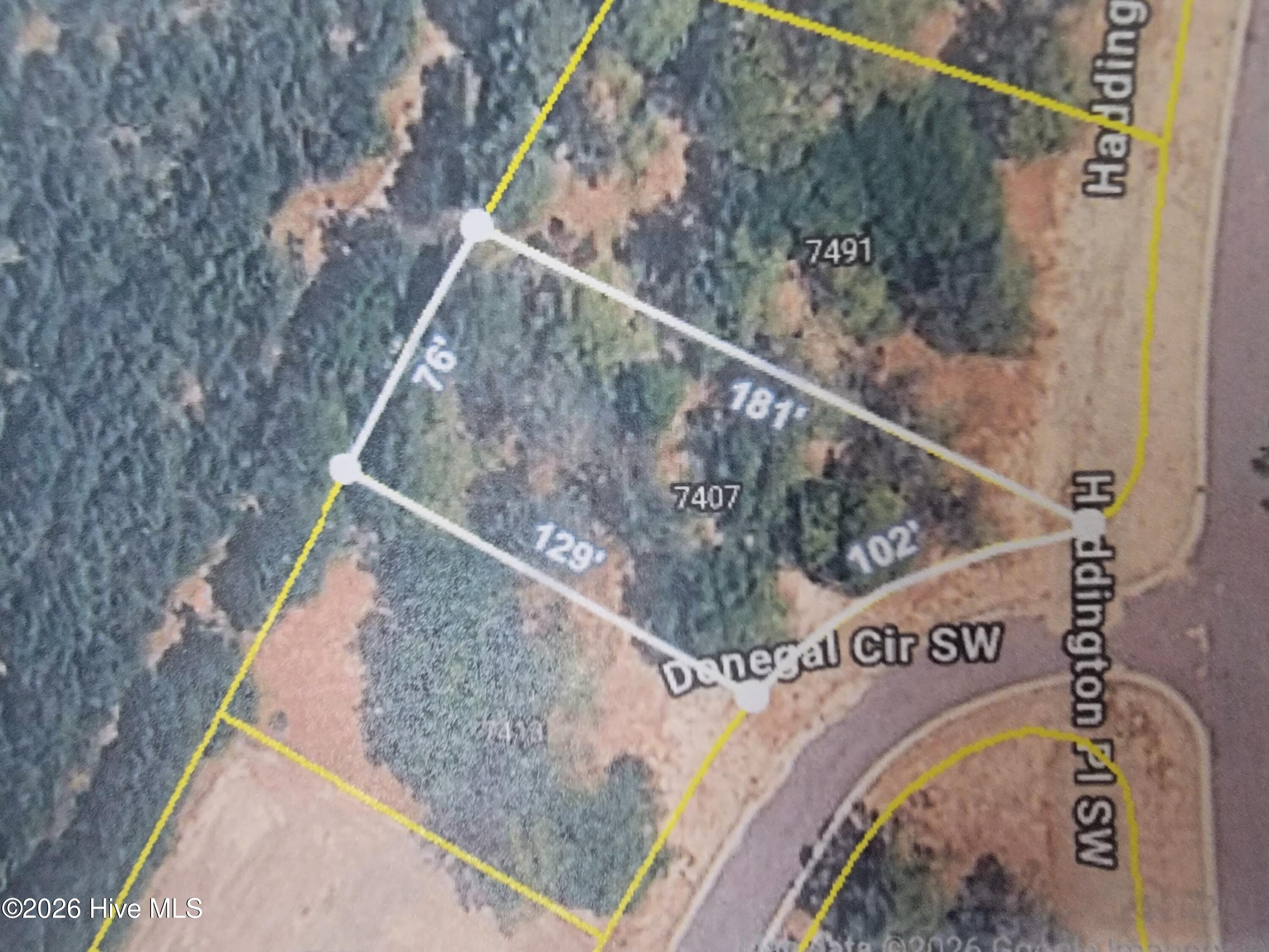 7407 72 Donegal Circle SW Property Photo 1