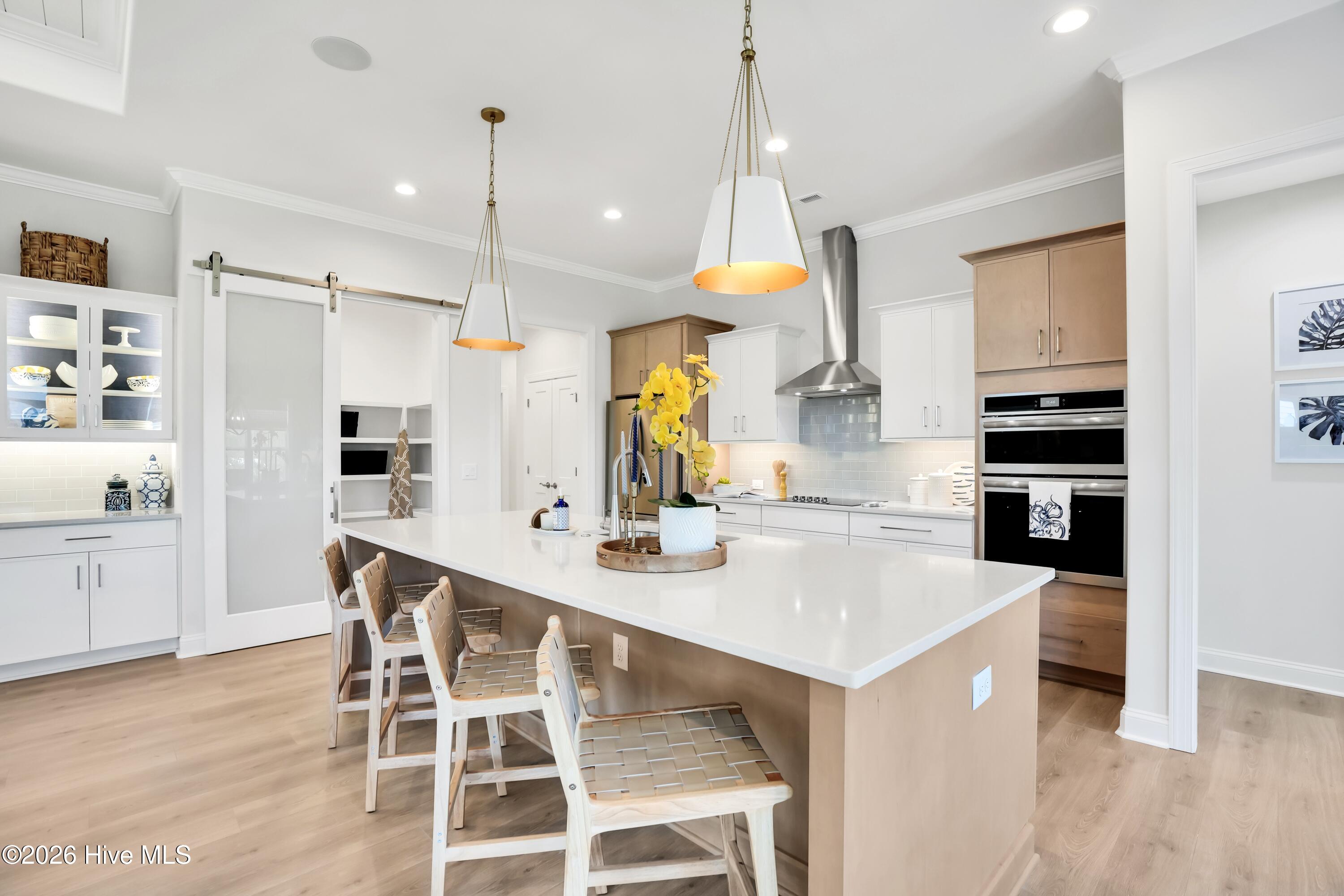 7374 Foxbriar Drive Property Photo 17