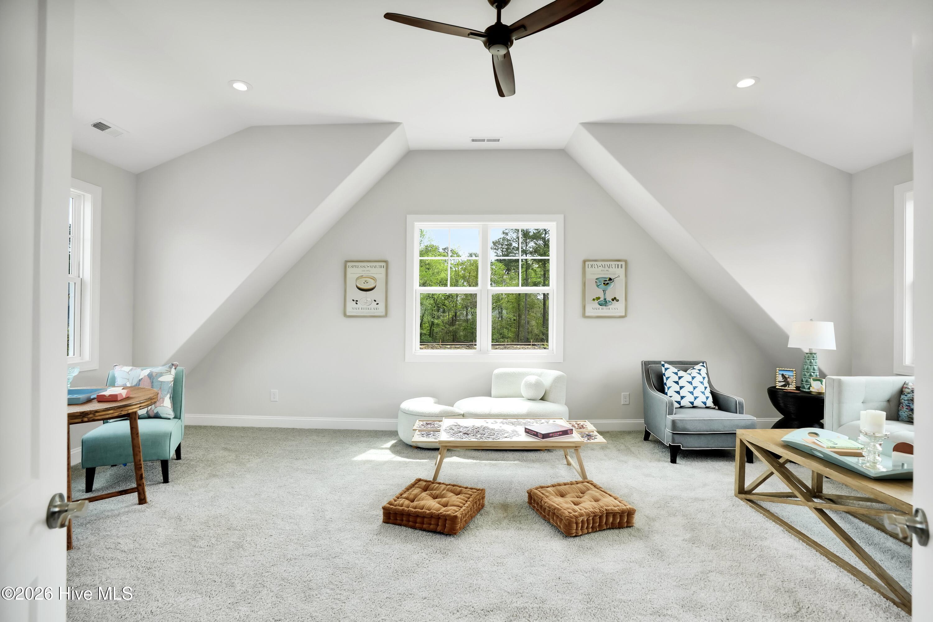 7374 Foxbriar Drive Property Photo 34