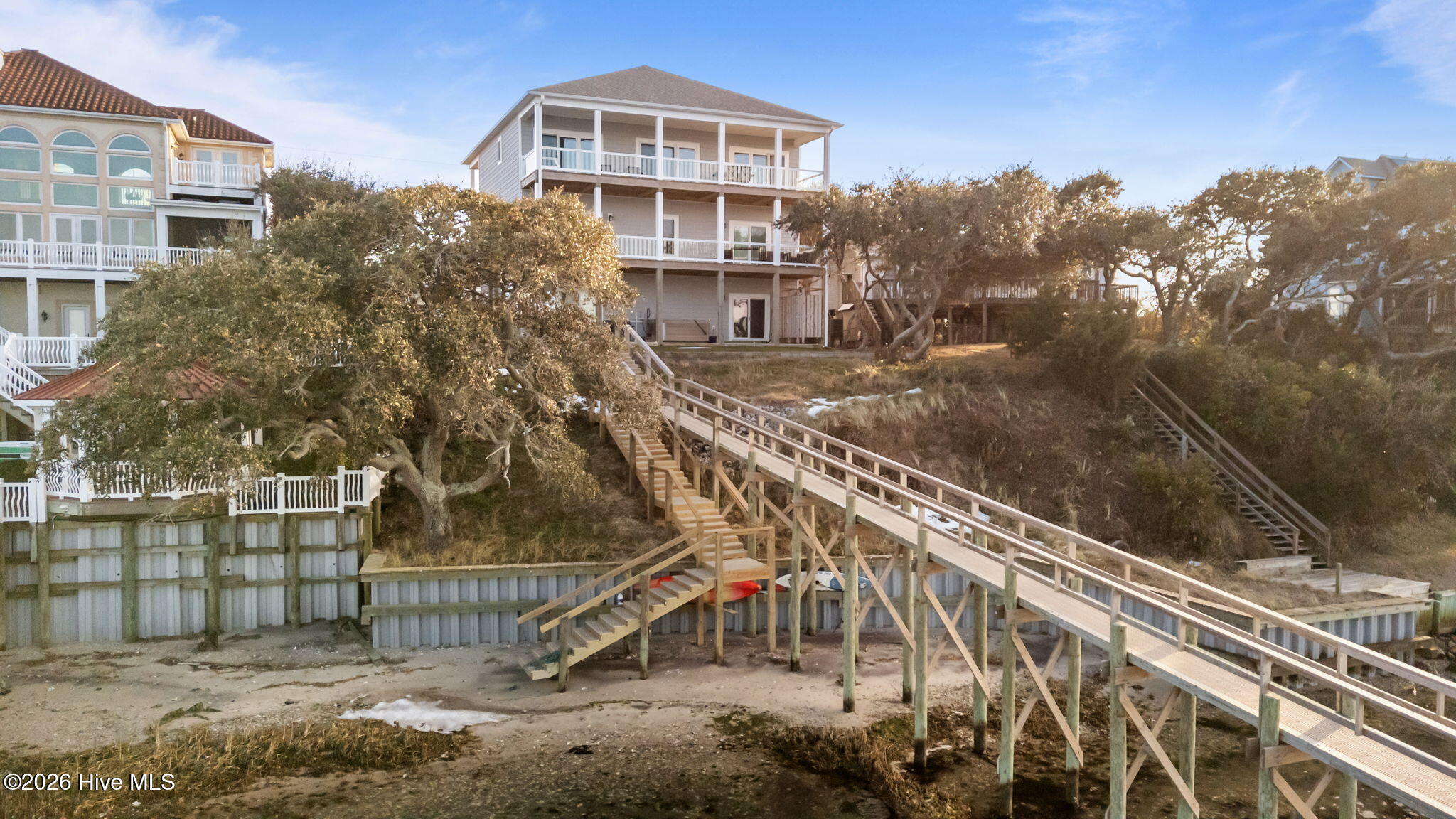 1704 Emerald Drive Property Photo 8