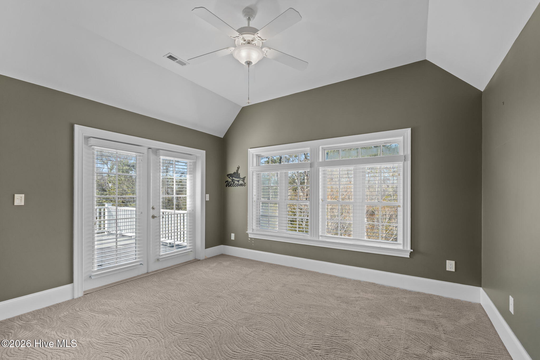 109 Key West Lane Property Photo 47