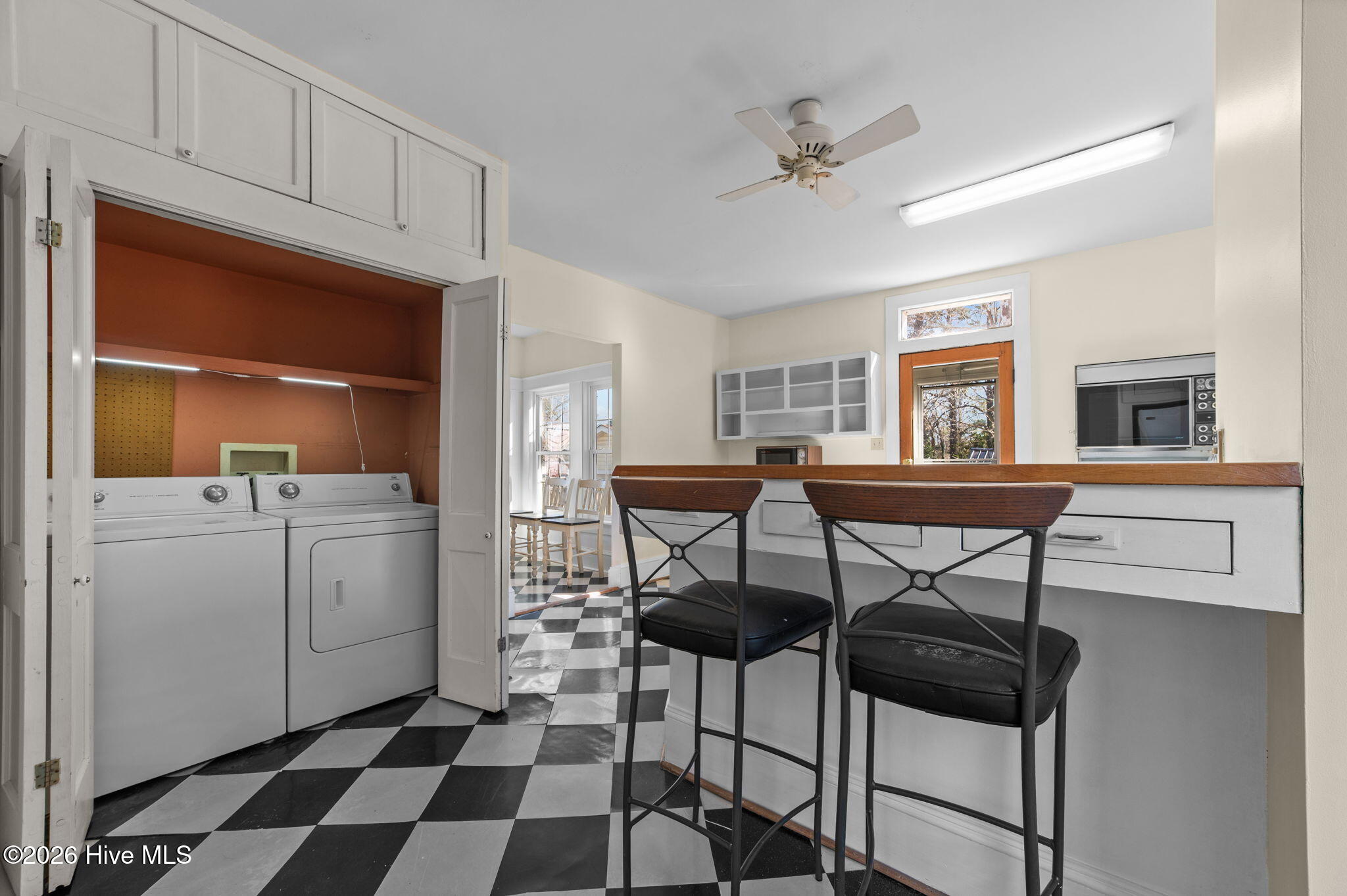 1305 N Market Street Property Photo 11
