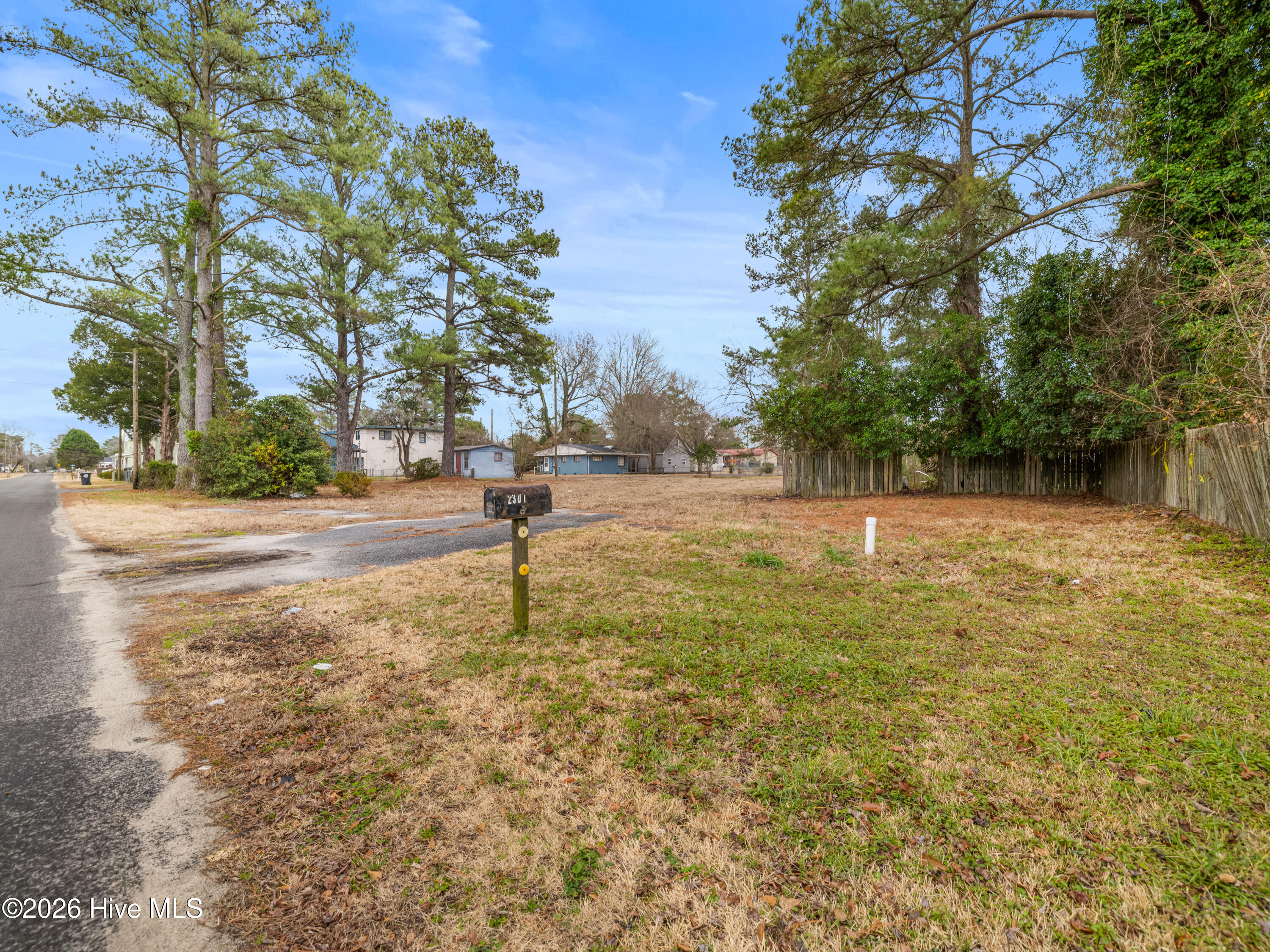 2307 Mckinley Avenue Property Photo 12