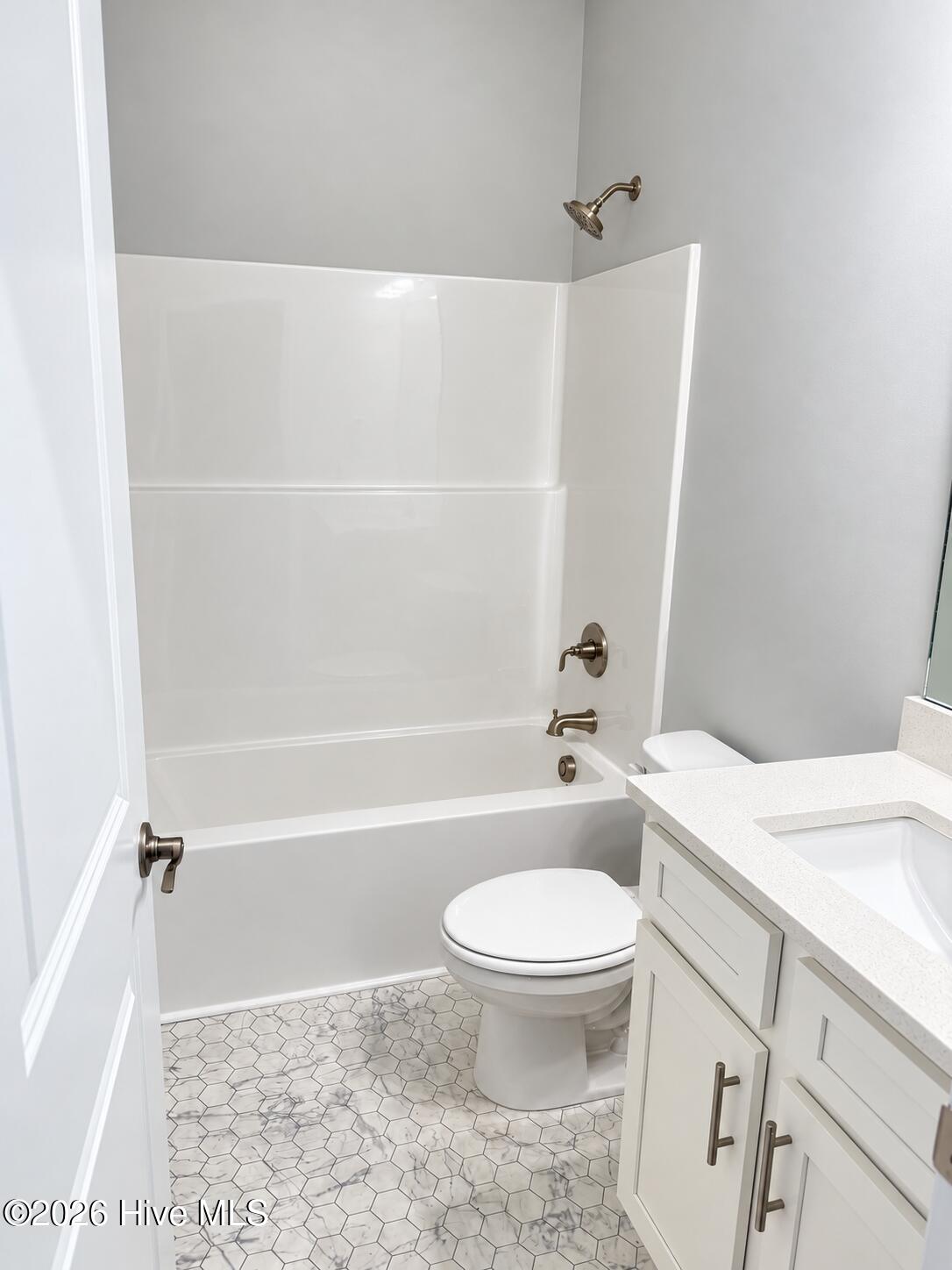 193 Seashore Street Property Photo 13