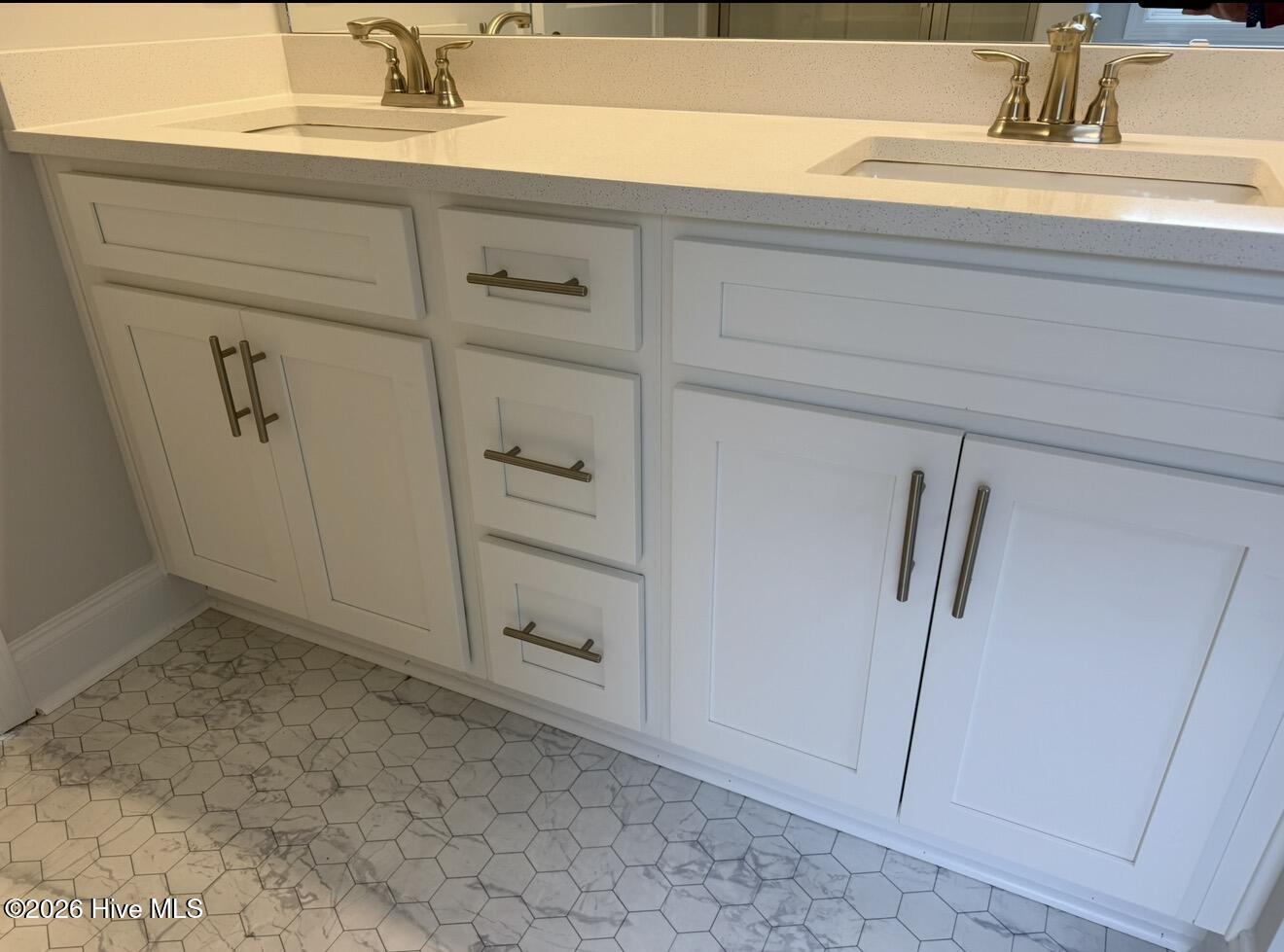 193 Seashore Street Property Photo 15
