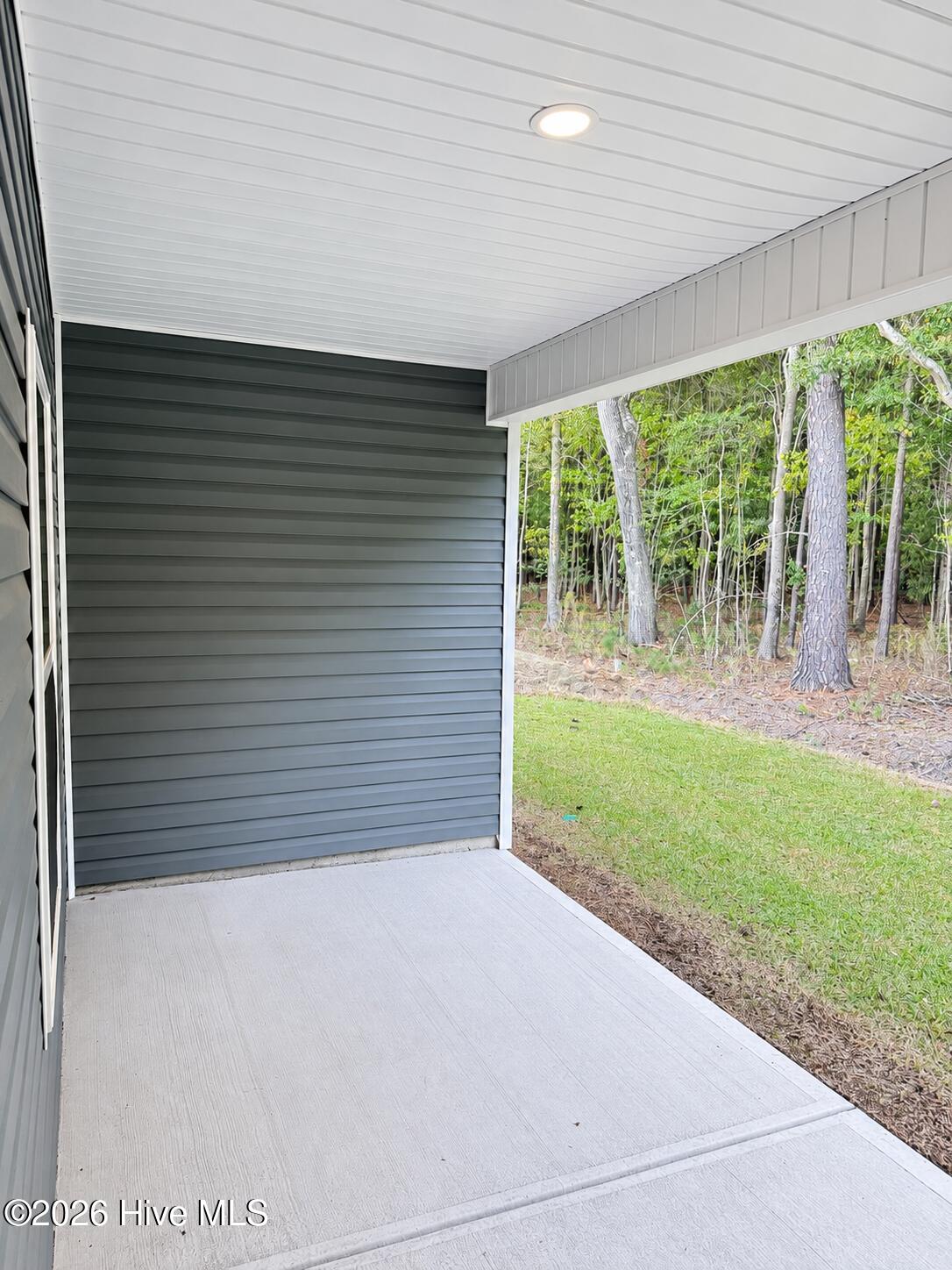193 Seashore Street Property Photo 21