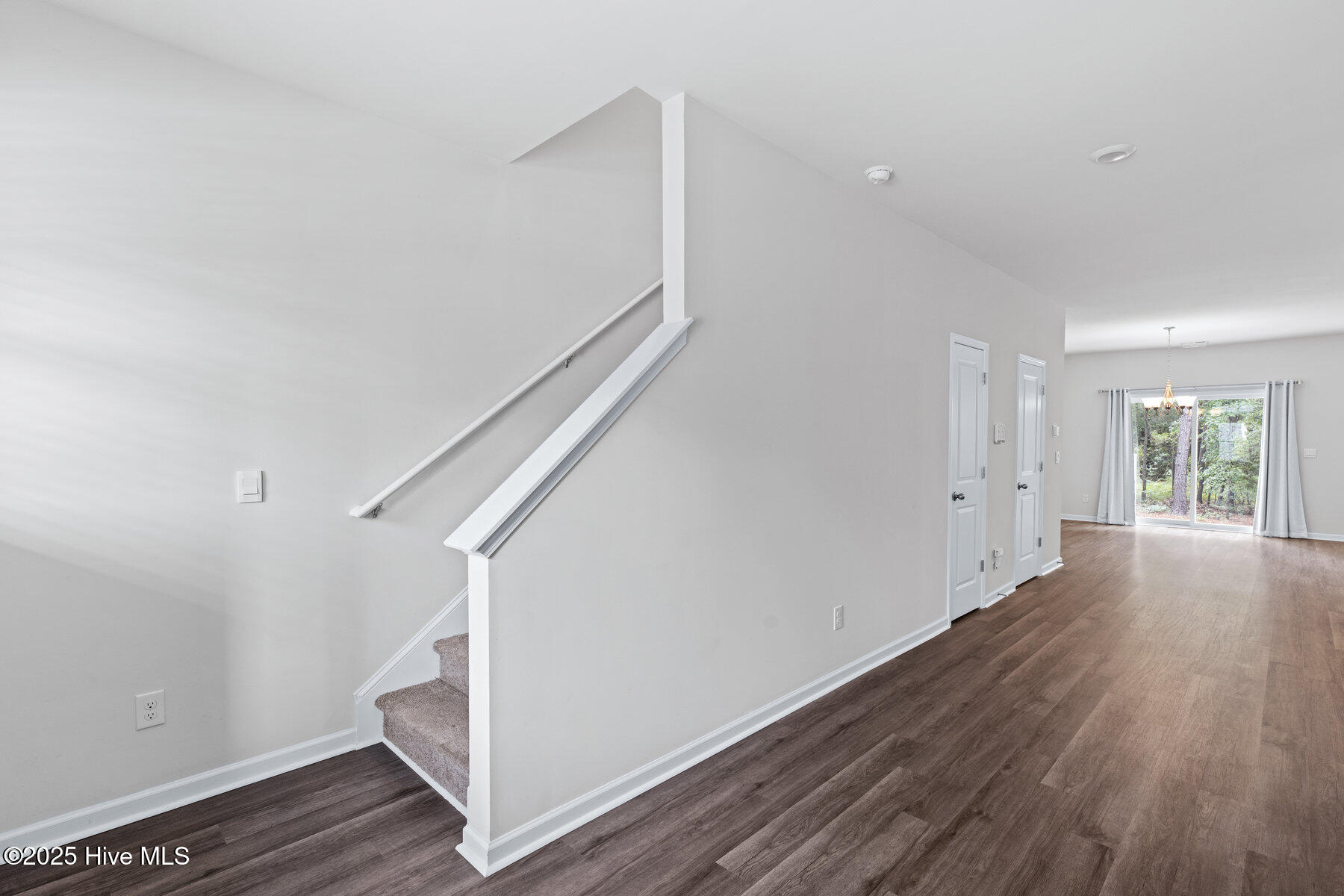 1508 Dove Shell Way Property Photo 8