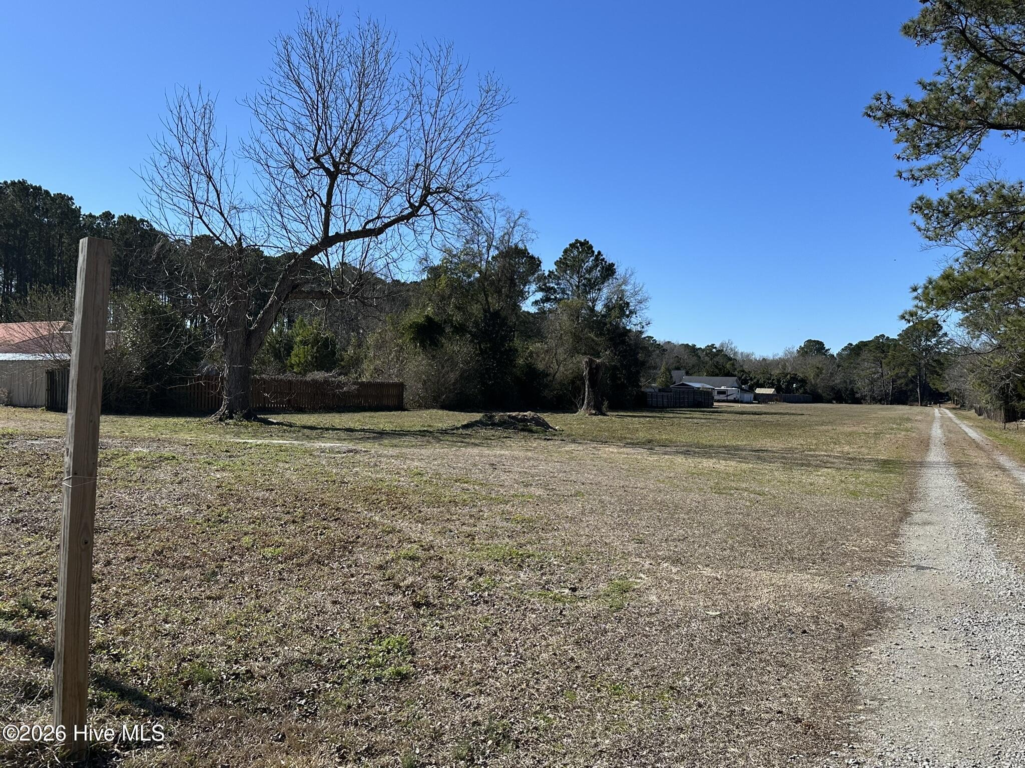 2725 Castle Hayne Road Property Photo 14