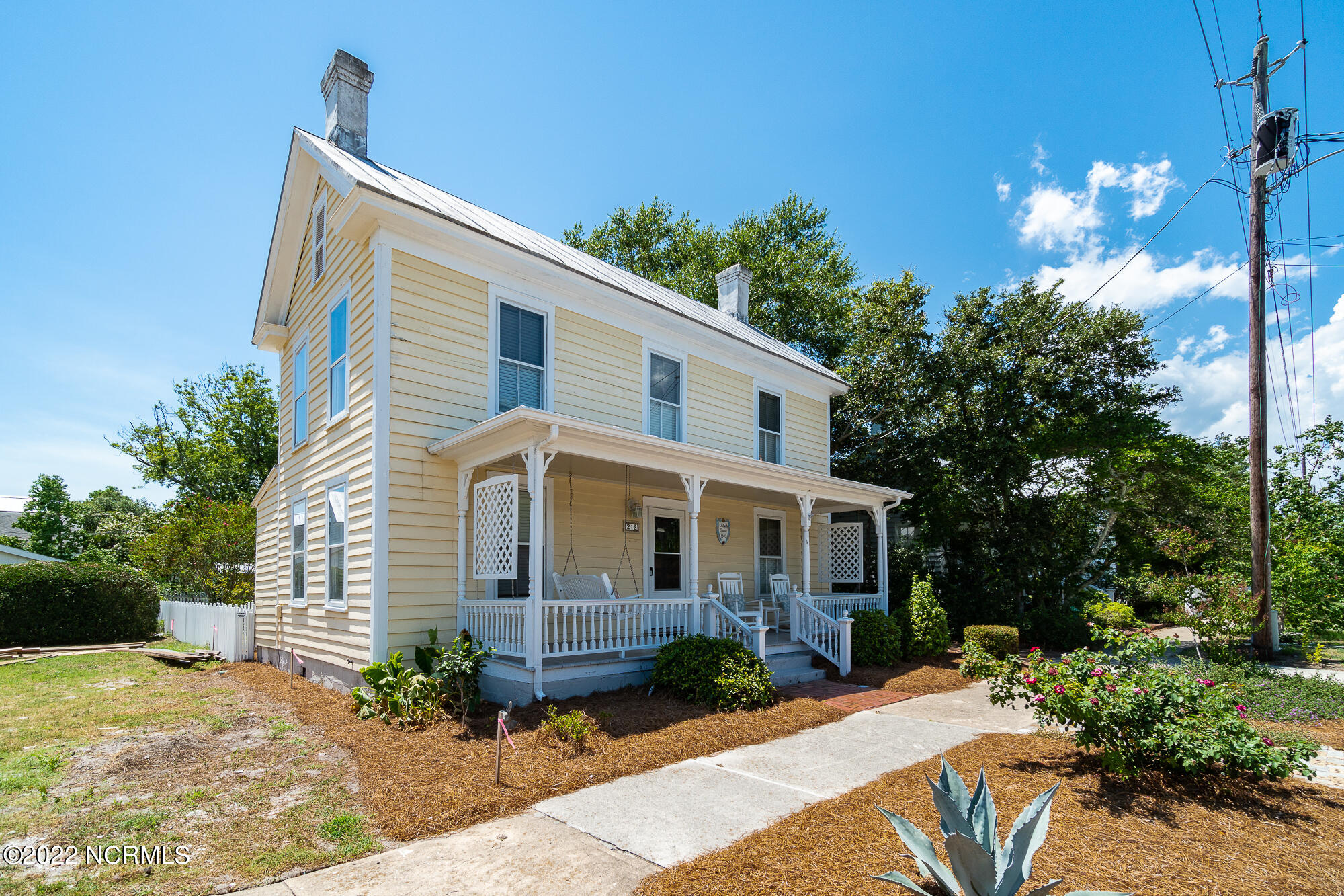 212 Broad Street Property Photo 3
