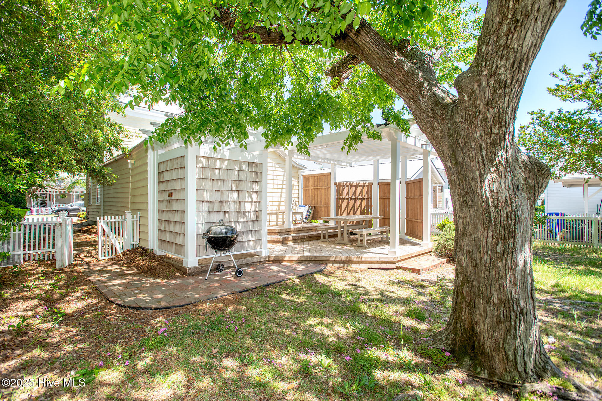 212 Broad Street Property Photo 40