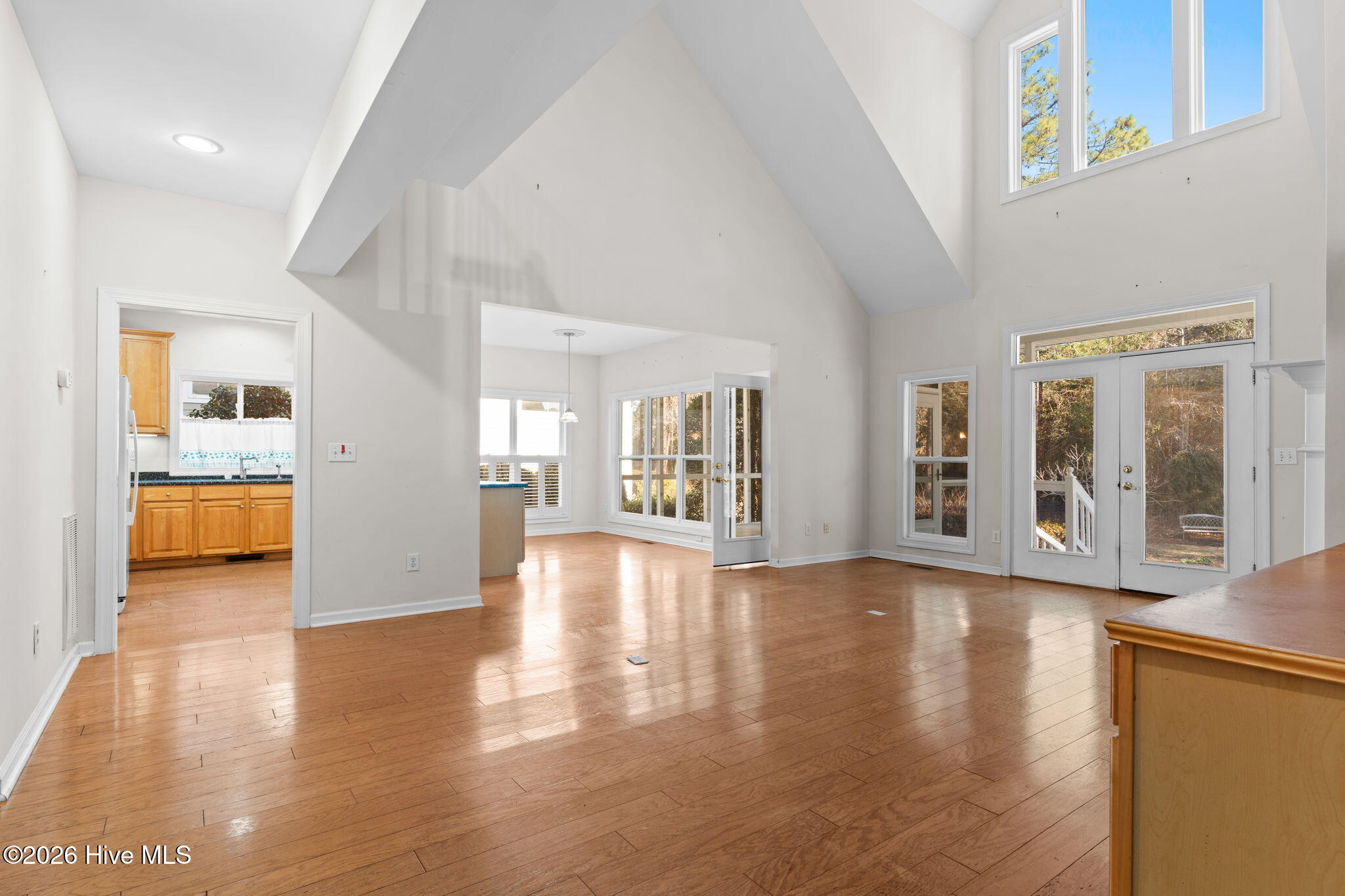 597 Riverwood Drive Se Property Photo 33