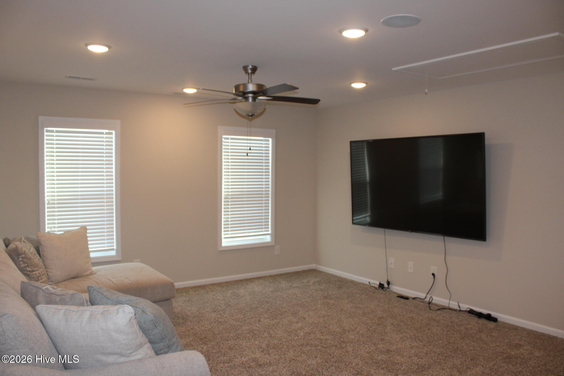 110 Harvest Boulevard Property Photo 14