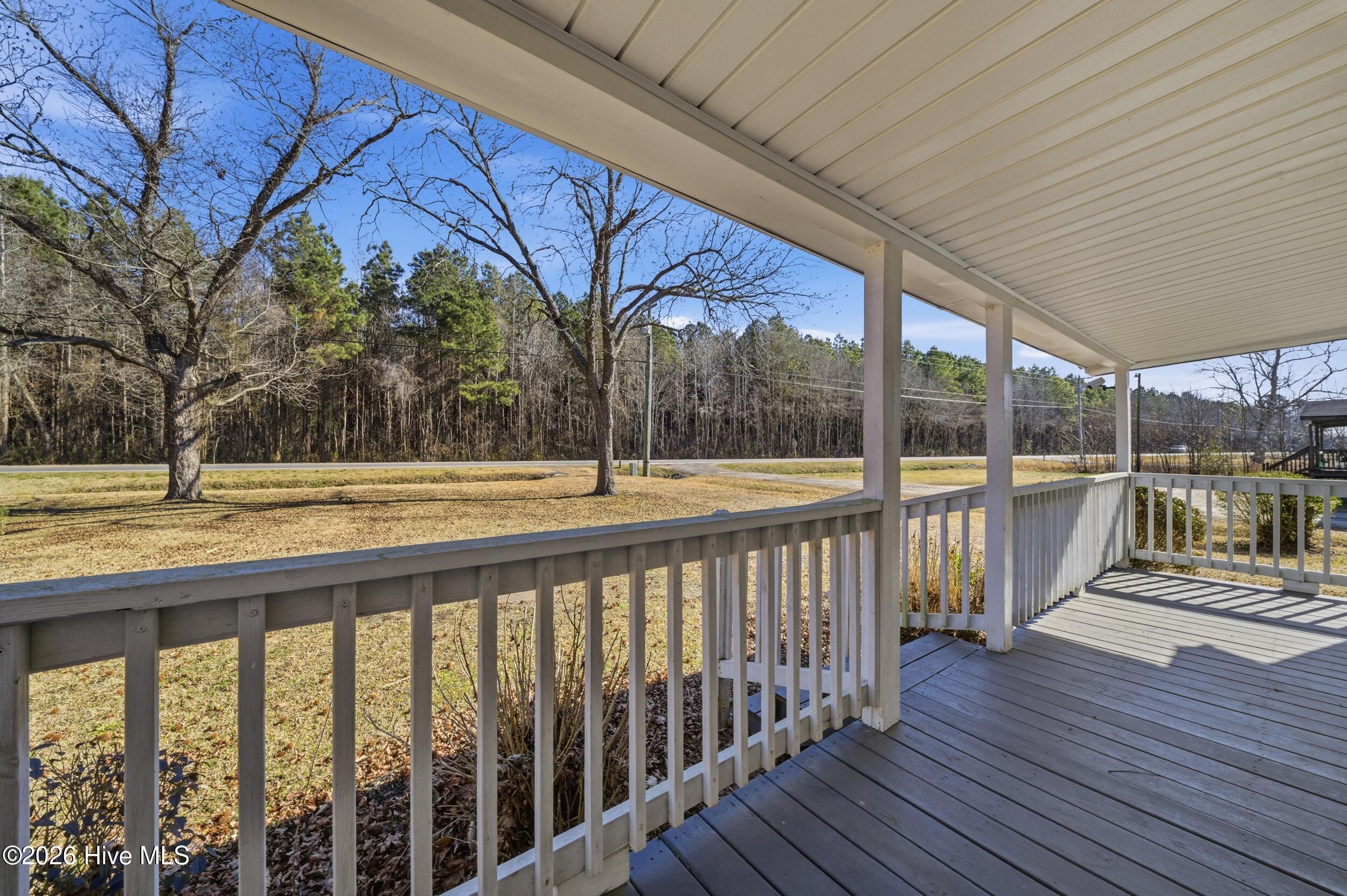1347 Virginia Road Property Photo 4