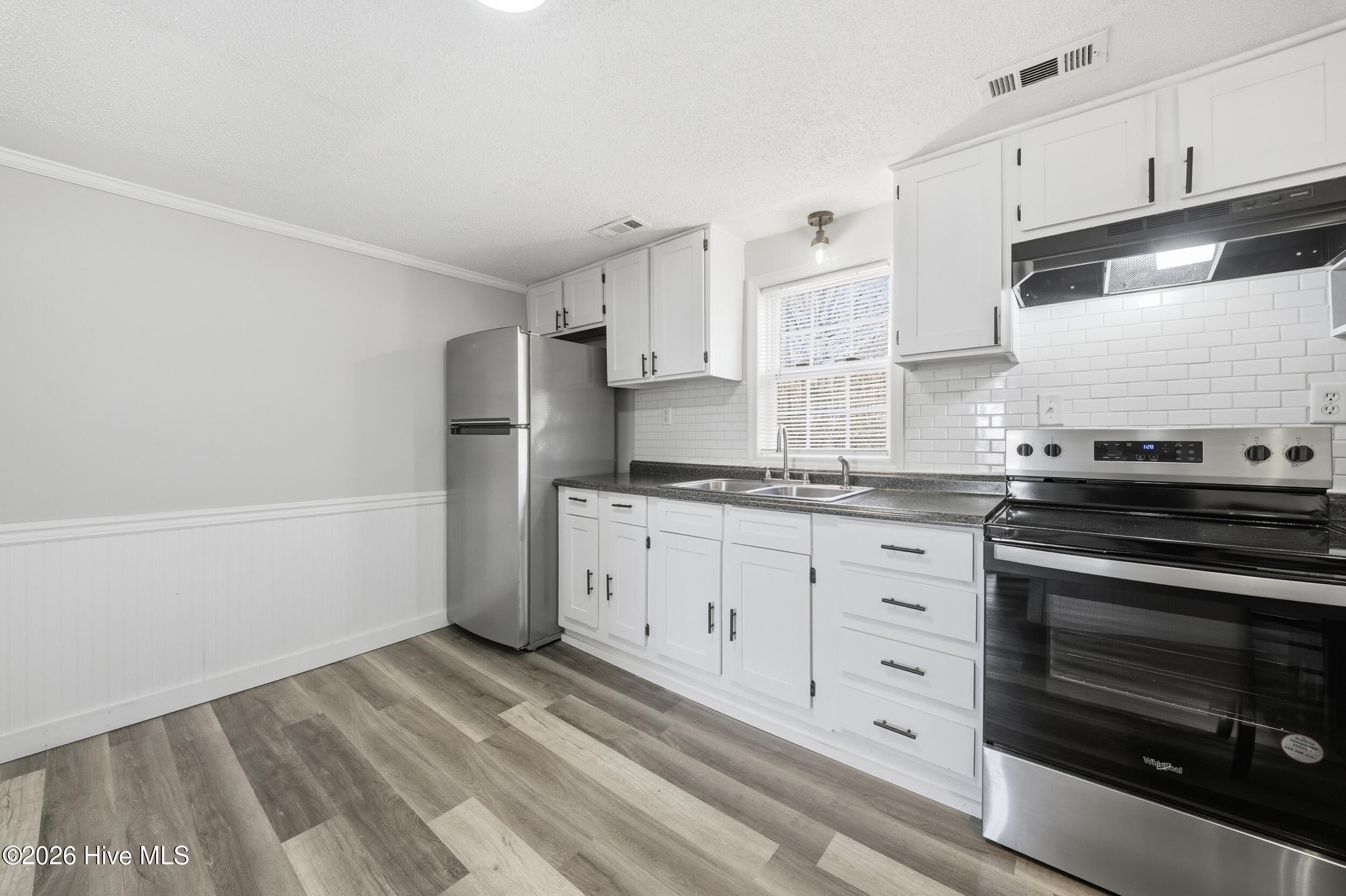 1347 Virginia Road Property Photo 11