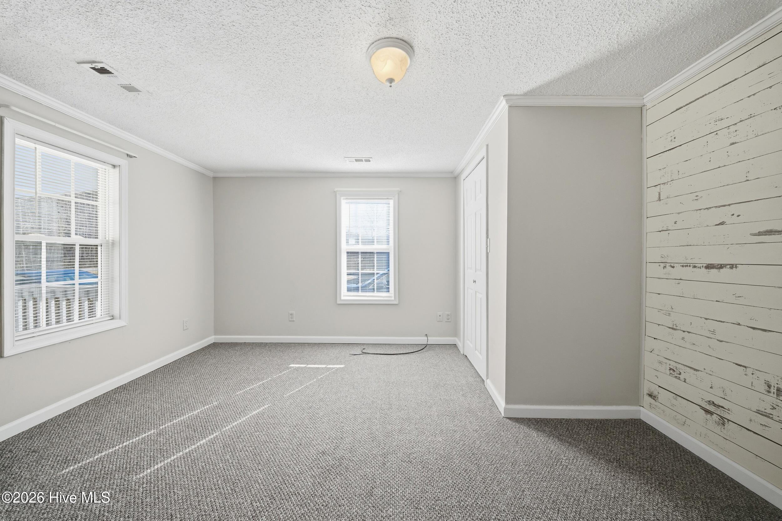 1347 Virginia Road Property Photo 12