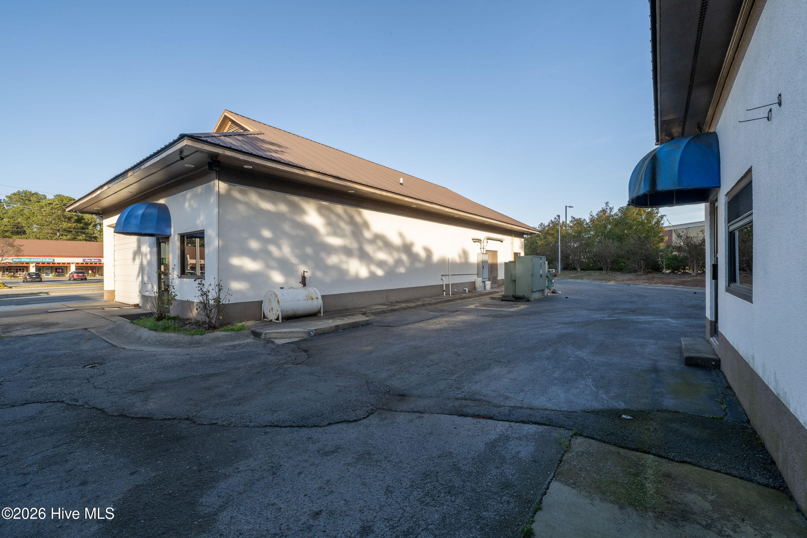334 N Spence Avenue Property Photo 4