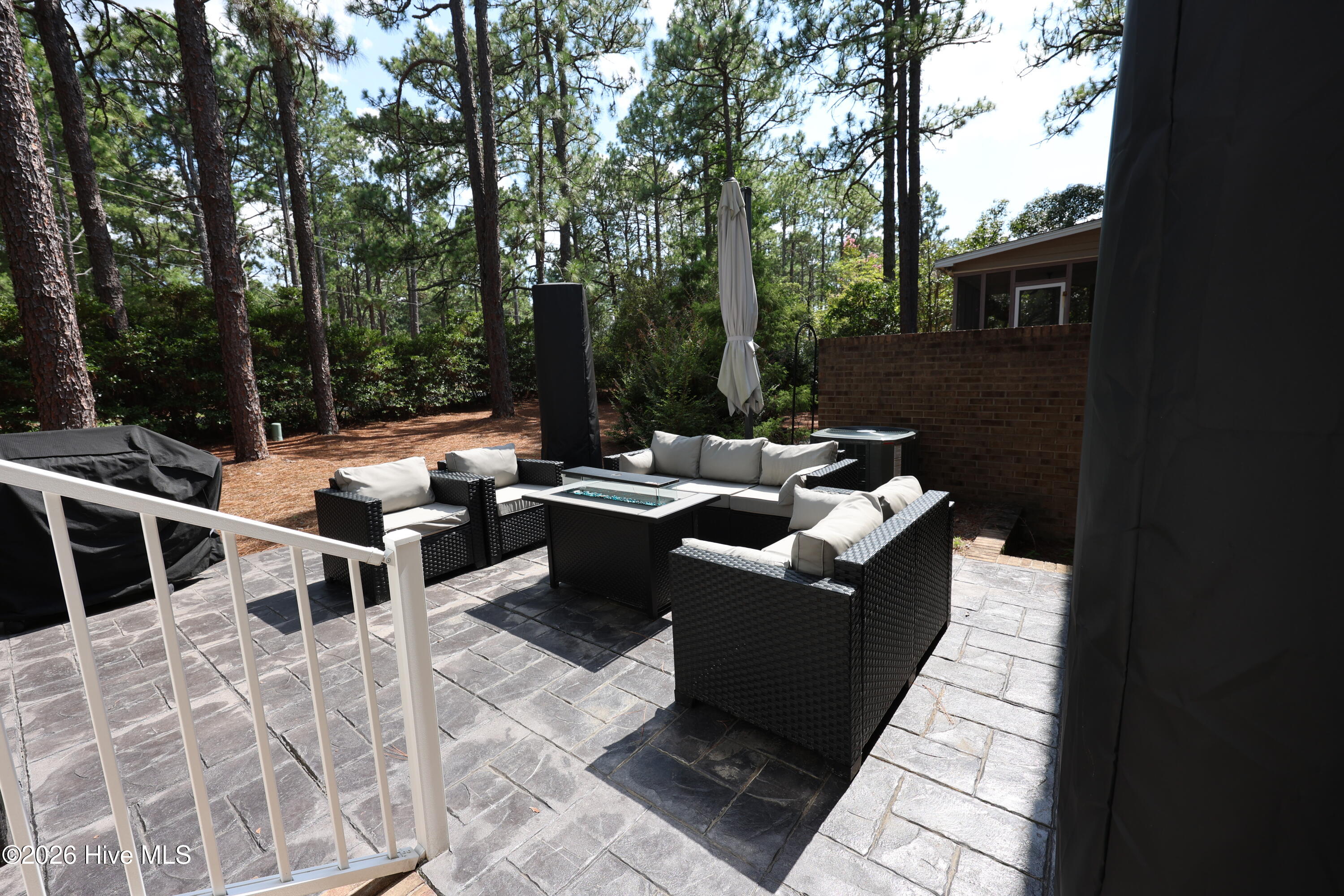 101 Laforet Court Property Photo 38