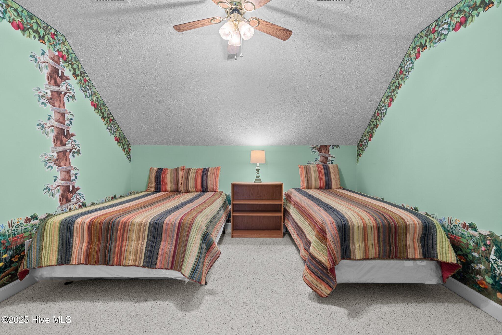 10 Lodge Pole Lane Property Photo 32