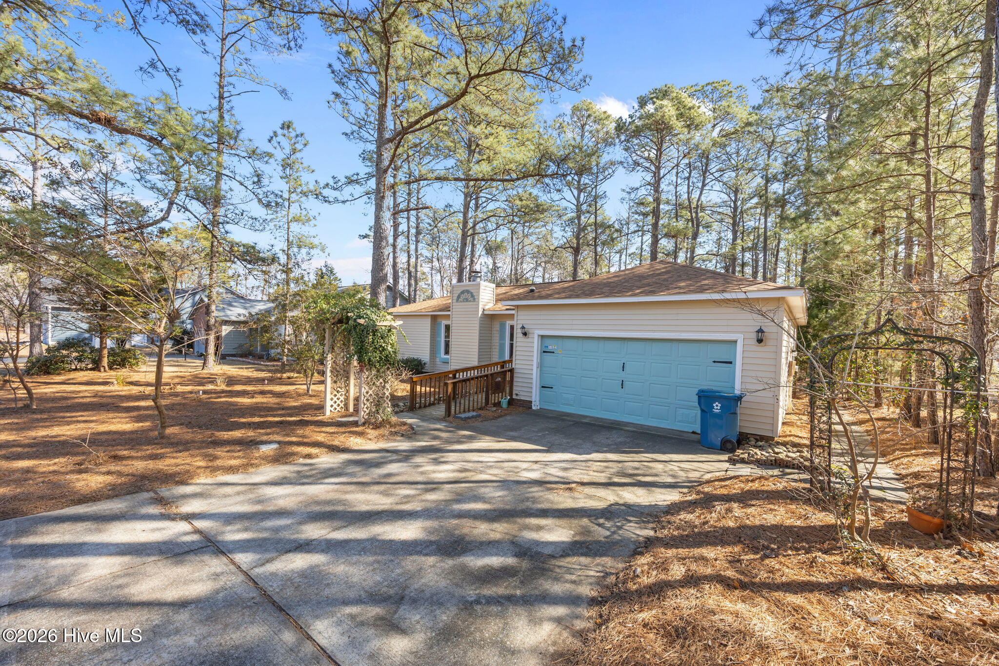 802 Black Swan Road Property Photo 2