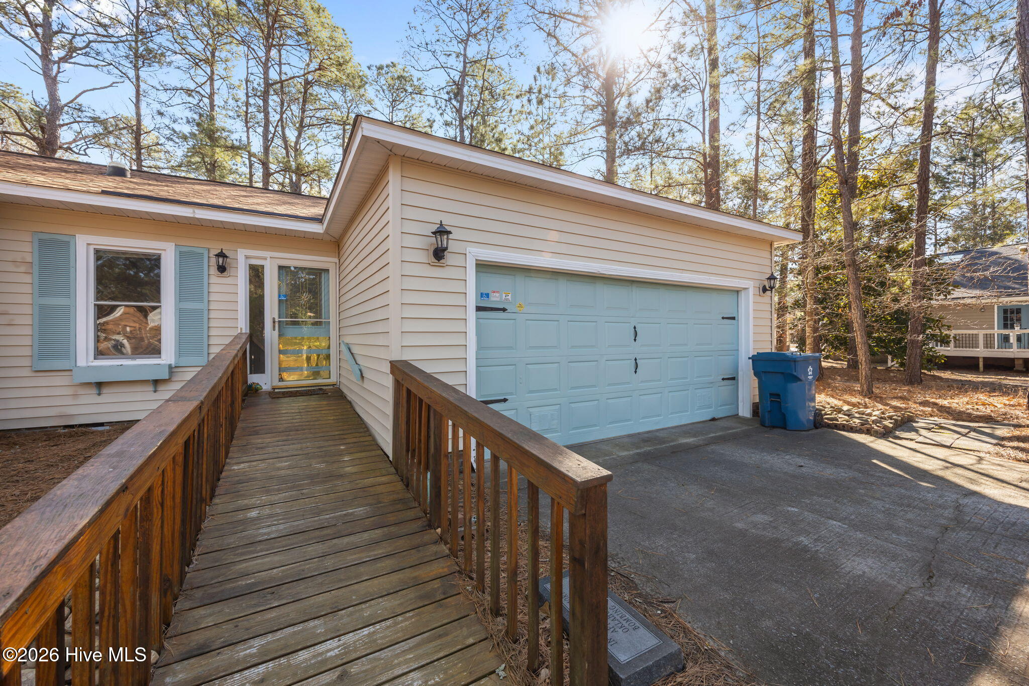 802 Black Swan Road Property Photo 3
