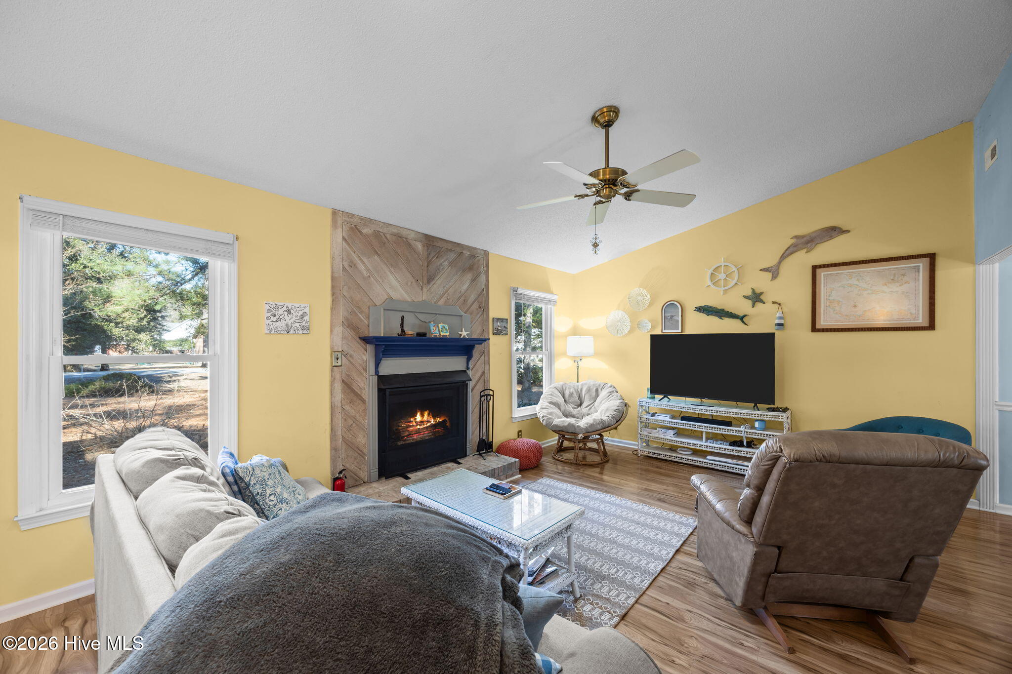 802 Black Swan Road Property Photo 6
