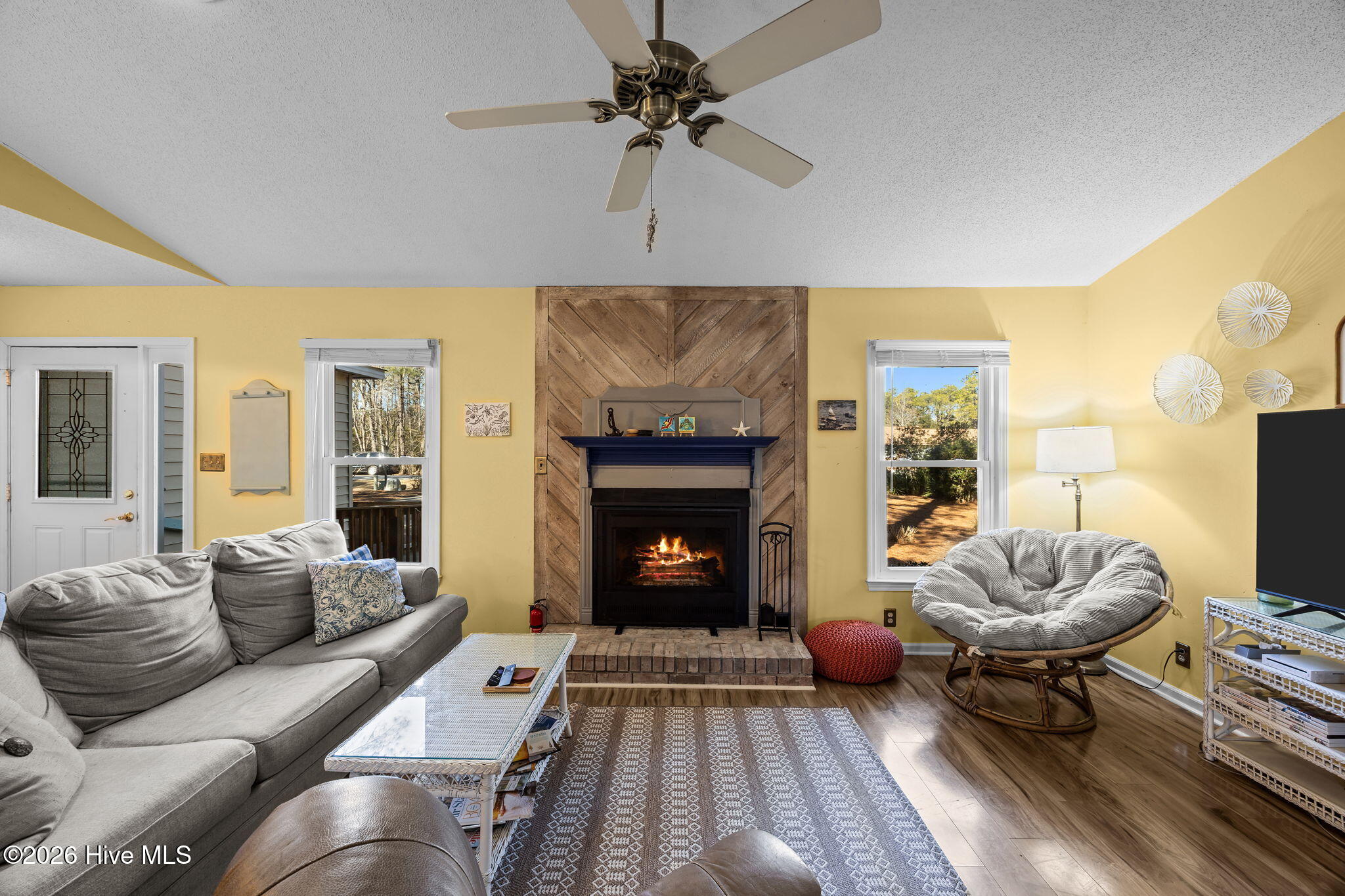 802 Black Swan Road Property Photo 7