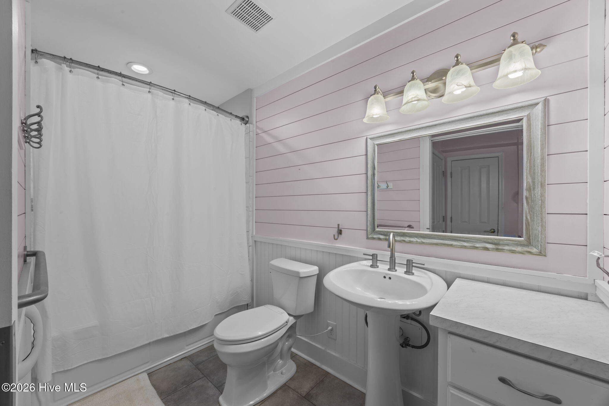 802 Black Swan Road Property Photo 19