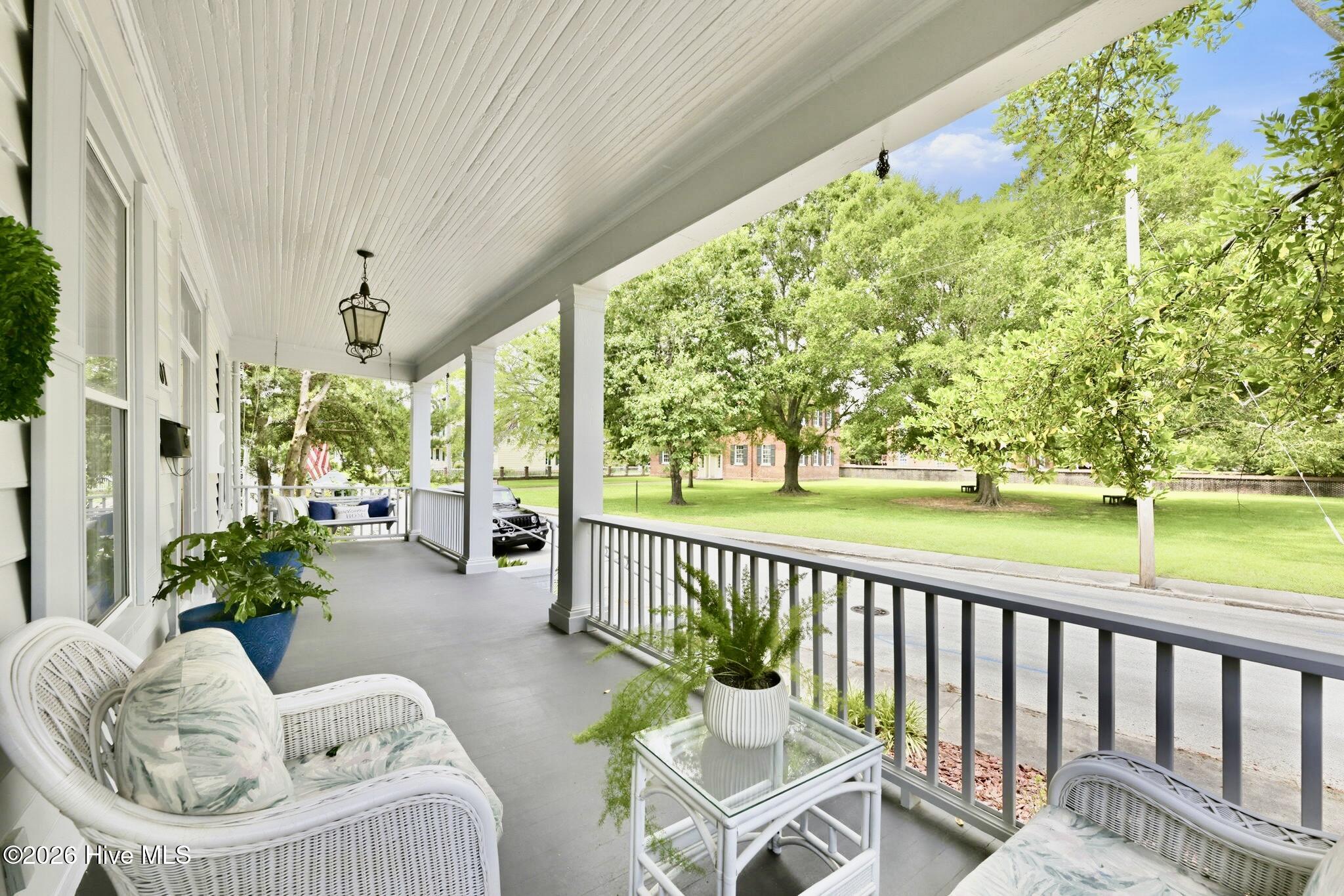 501 New Street Property Photo 9