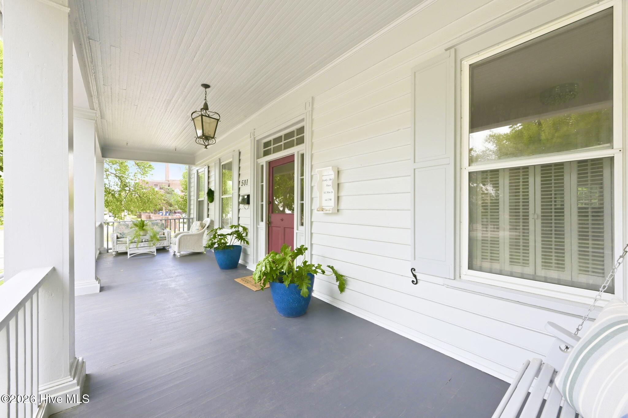 501 New Street Property Photo 11